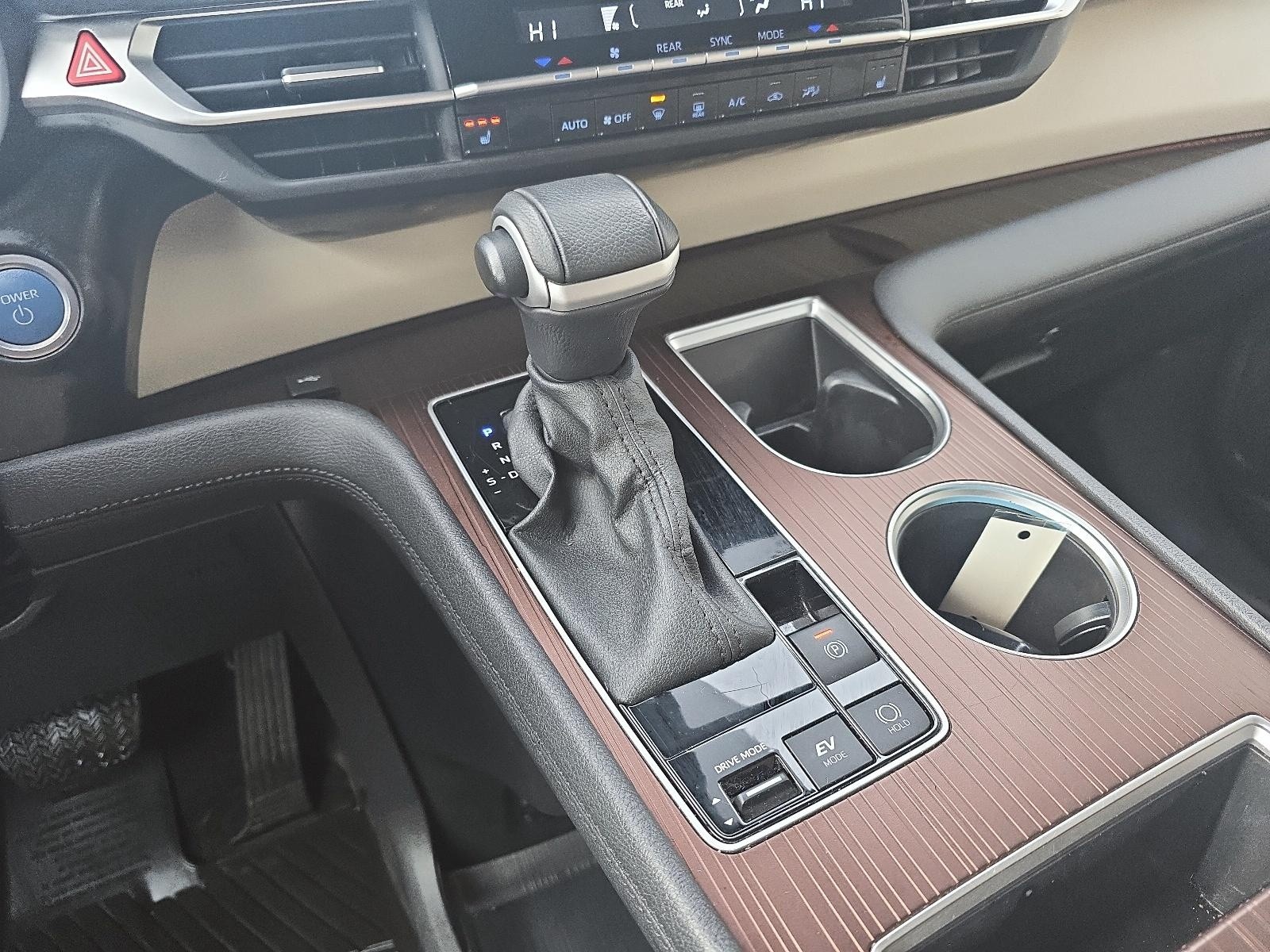 2024 Toyota Sienna XSE 7-Passenger