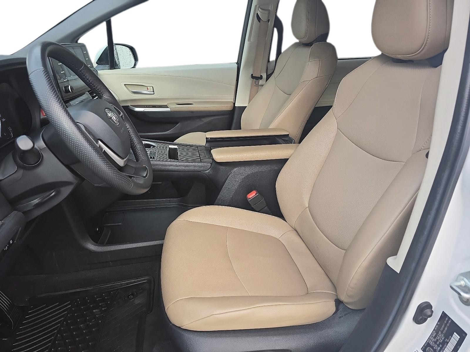 2024 Toyota Sienna XSE 7-Passenger