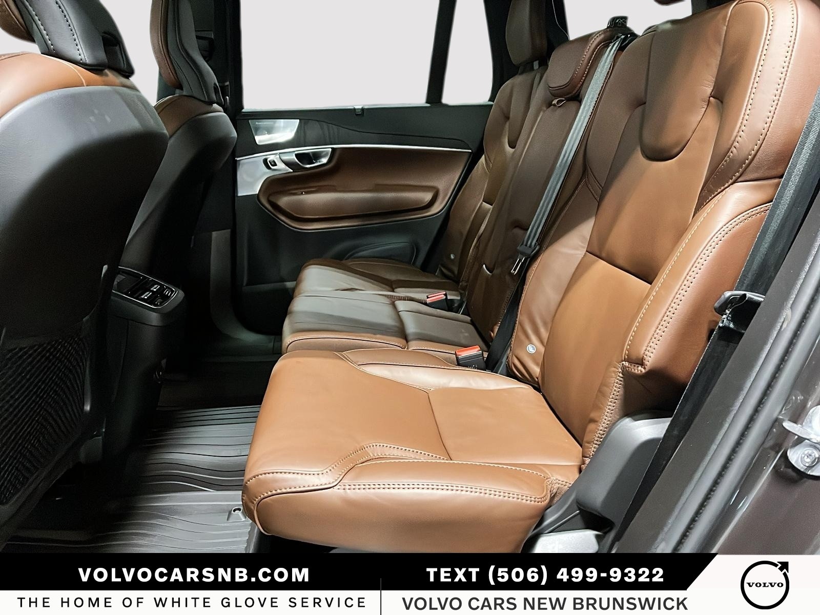 2024 Volvo XC90 B6 Ultimate Bright Theme