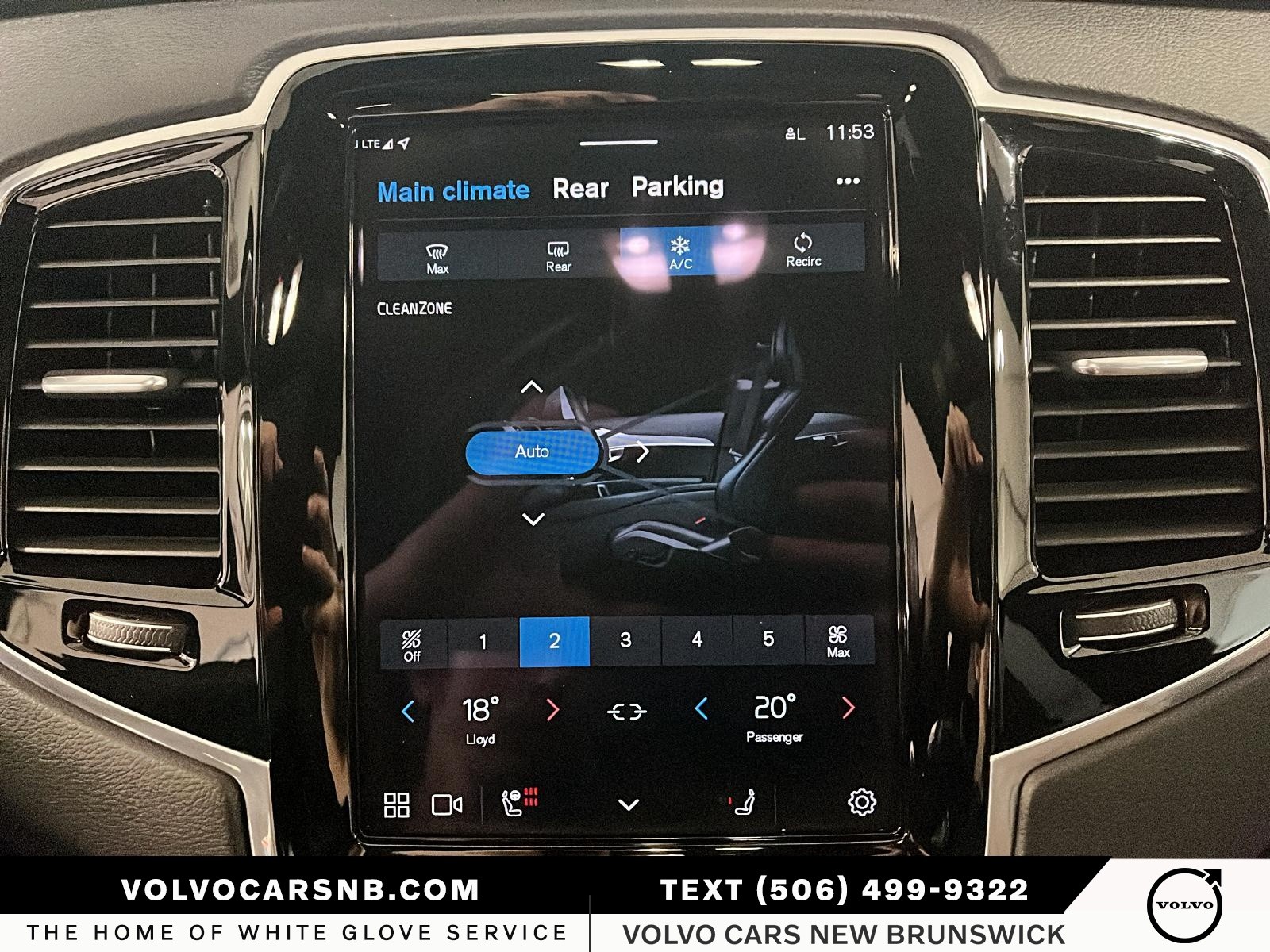 2024 Volvo XC90 B6 Ultimate Bright Theme