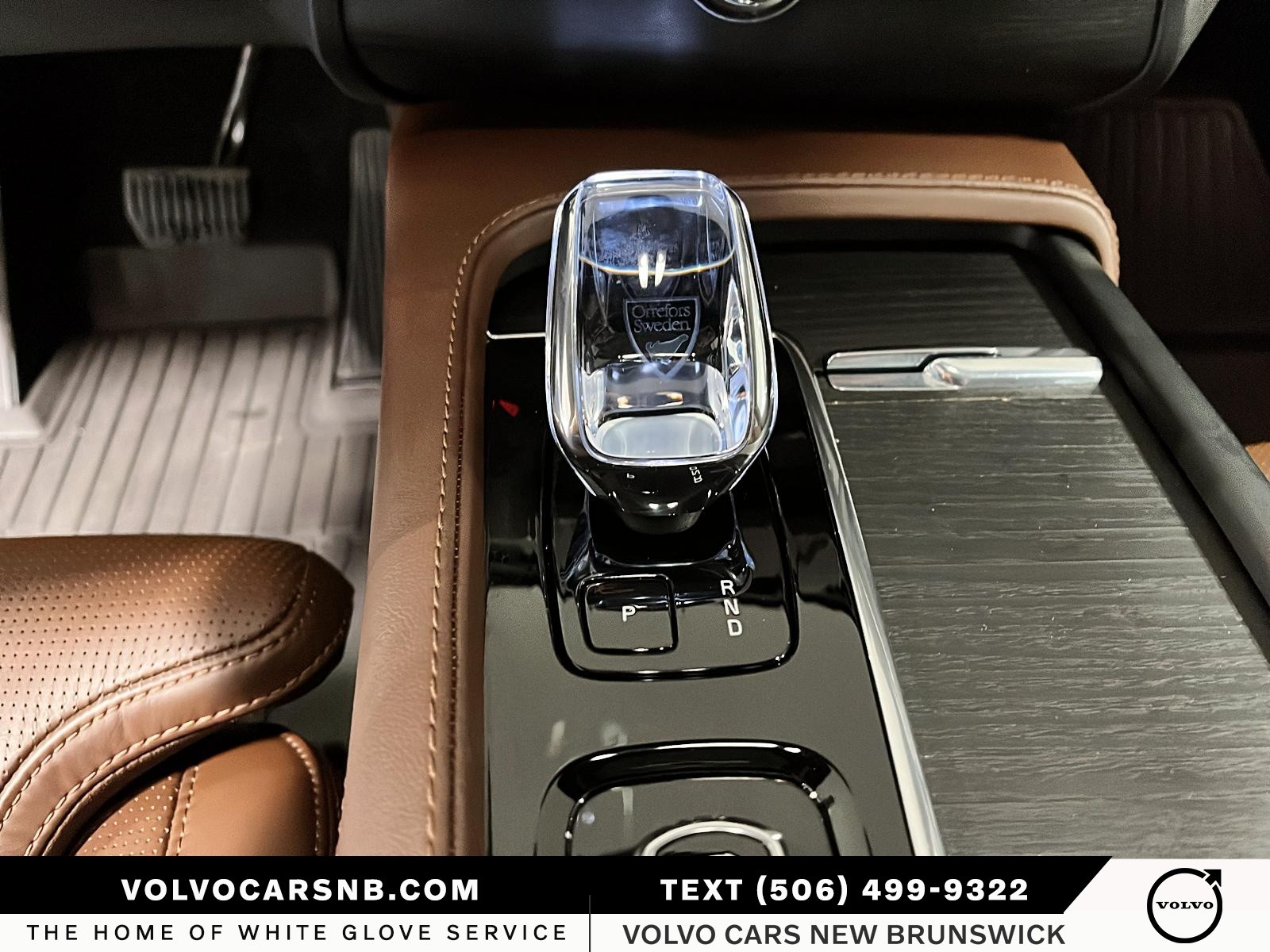 2024 Volvo XC90 B6 Ultimate Bright Theme