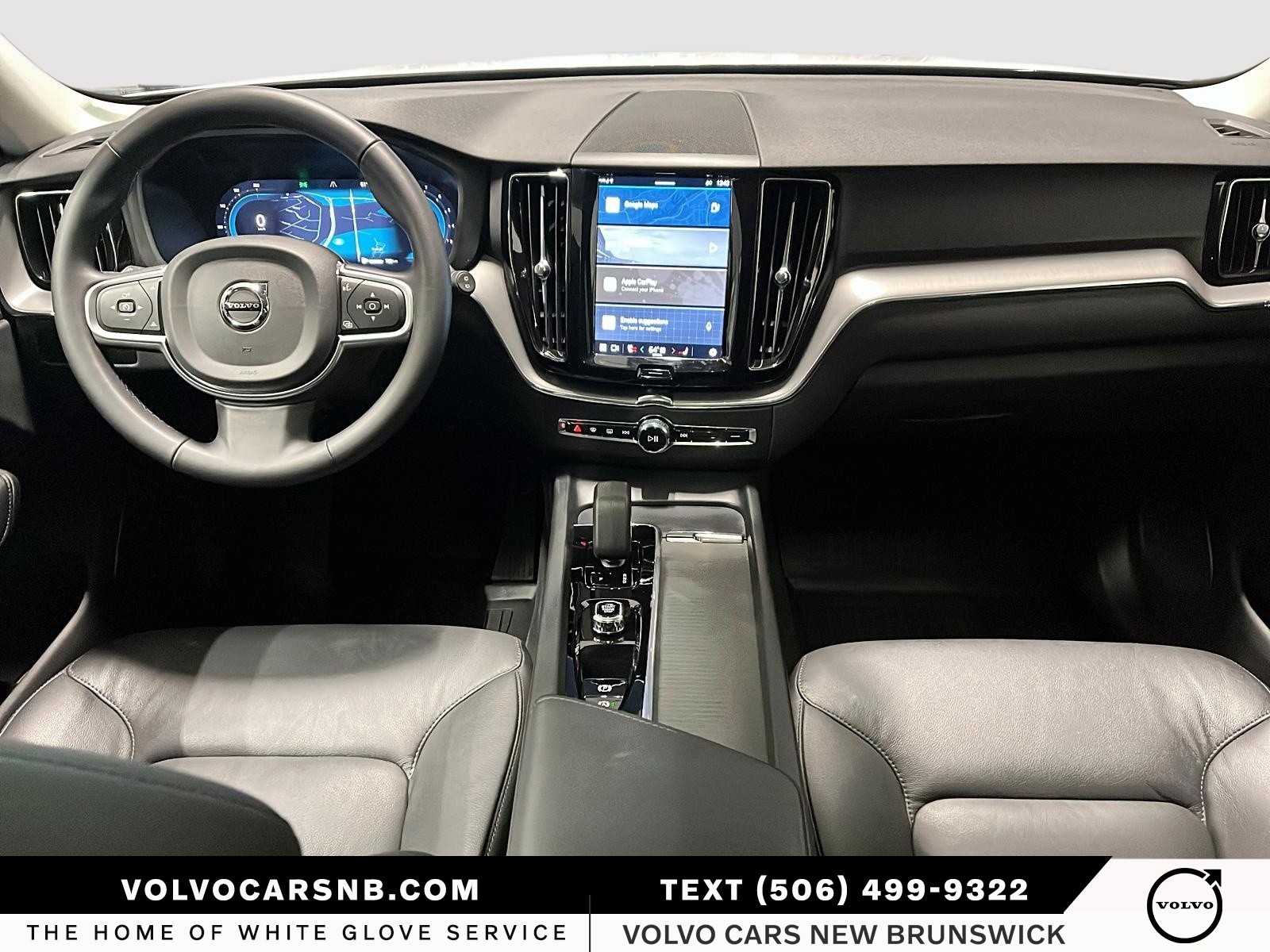 2025 Volvo XC60 B5 Core Dark Theme