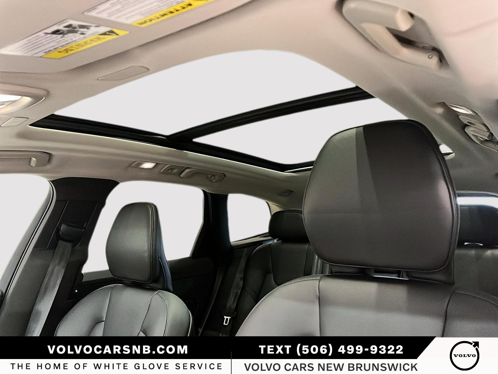 2025 Volvo XC60 B5 Core Dark Theme