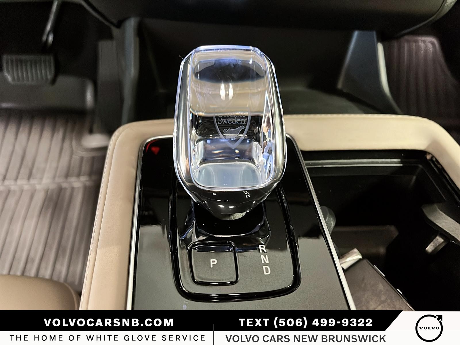 2025 Volvo XC90 B6 Core Bright Theme