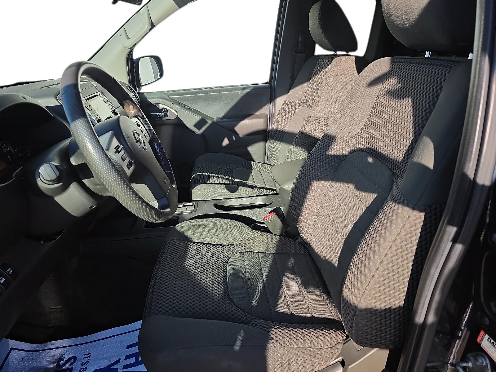 2017 Nissan Frontier SV