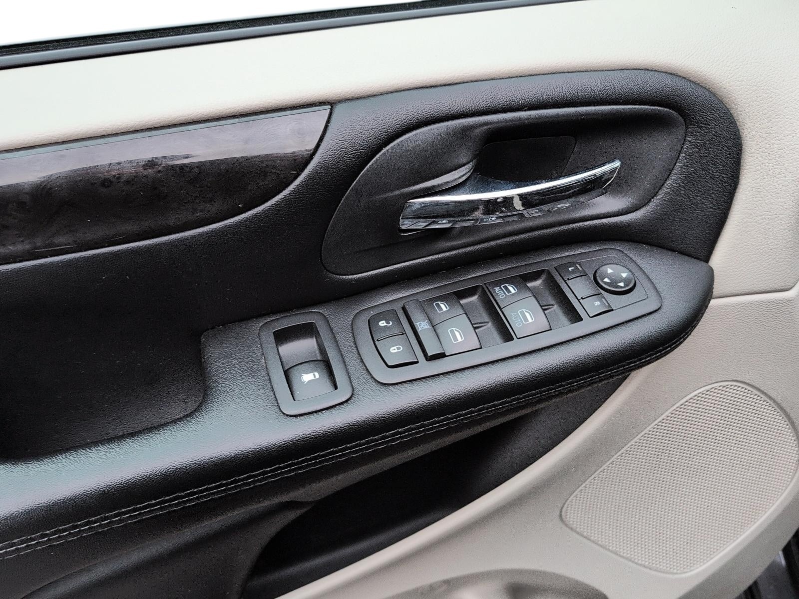 2019 Dodge Grand Caravan Crew