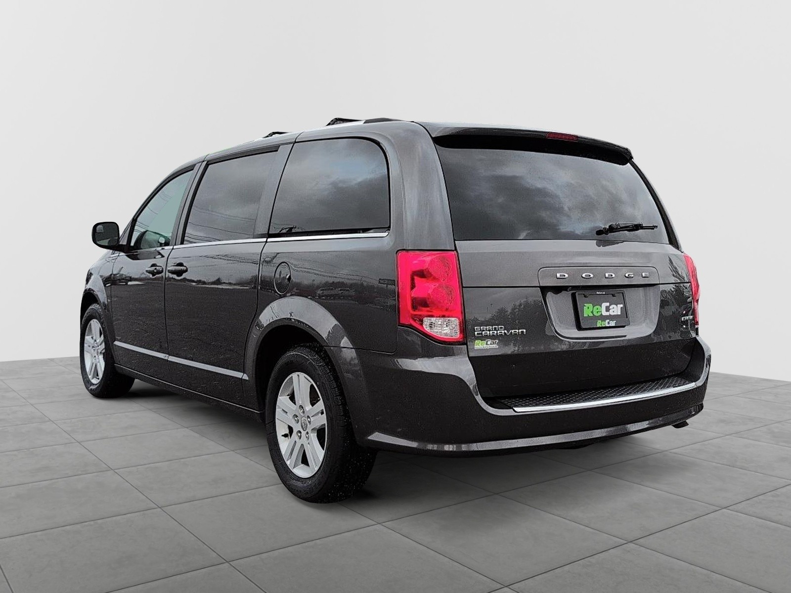 2019 Dodge Grand Caravan Crew