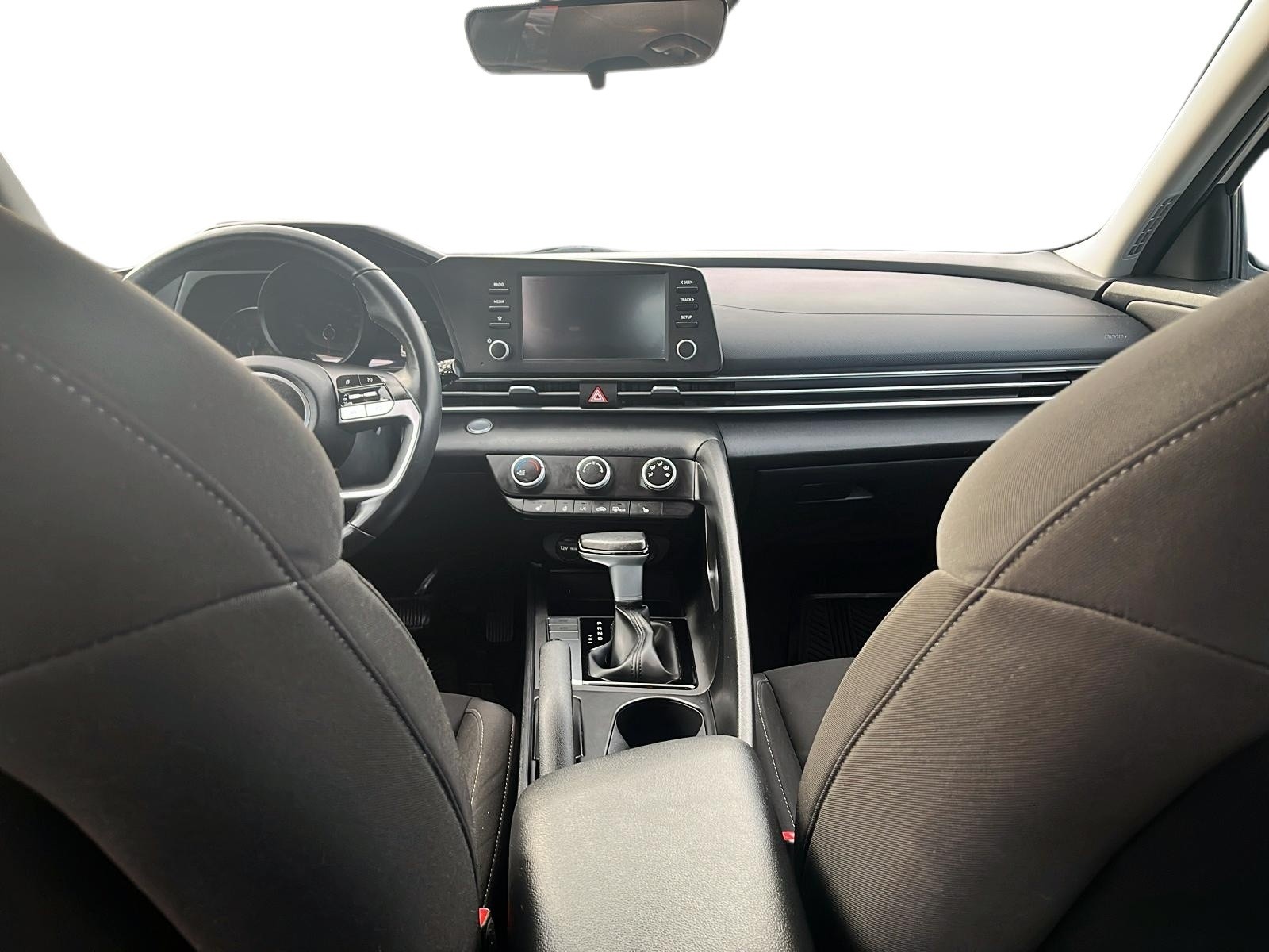 2023 Hyundai Elantra Preferred