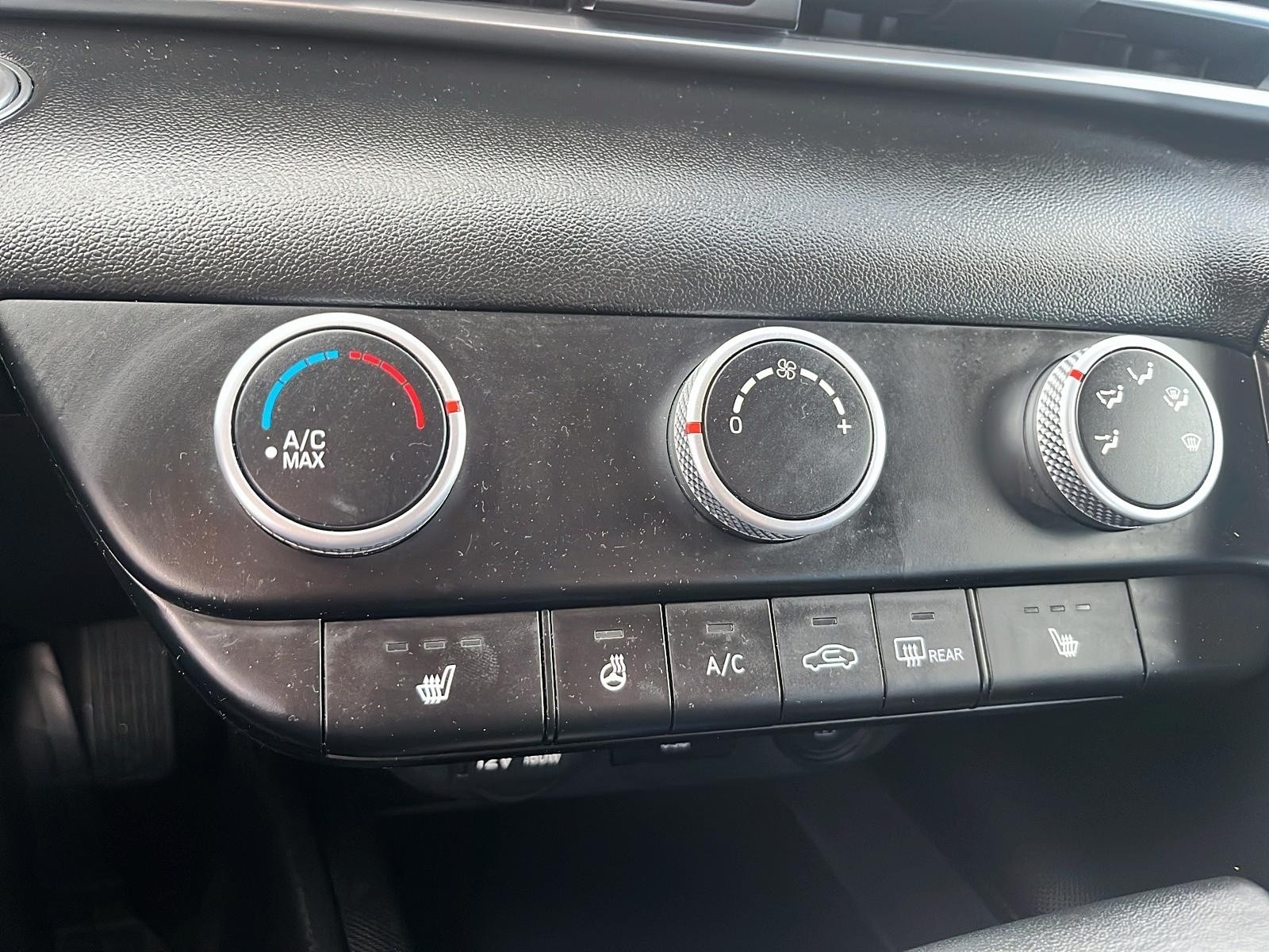 2023 Hyundai Elantra Preferred