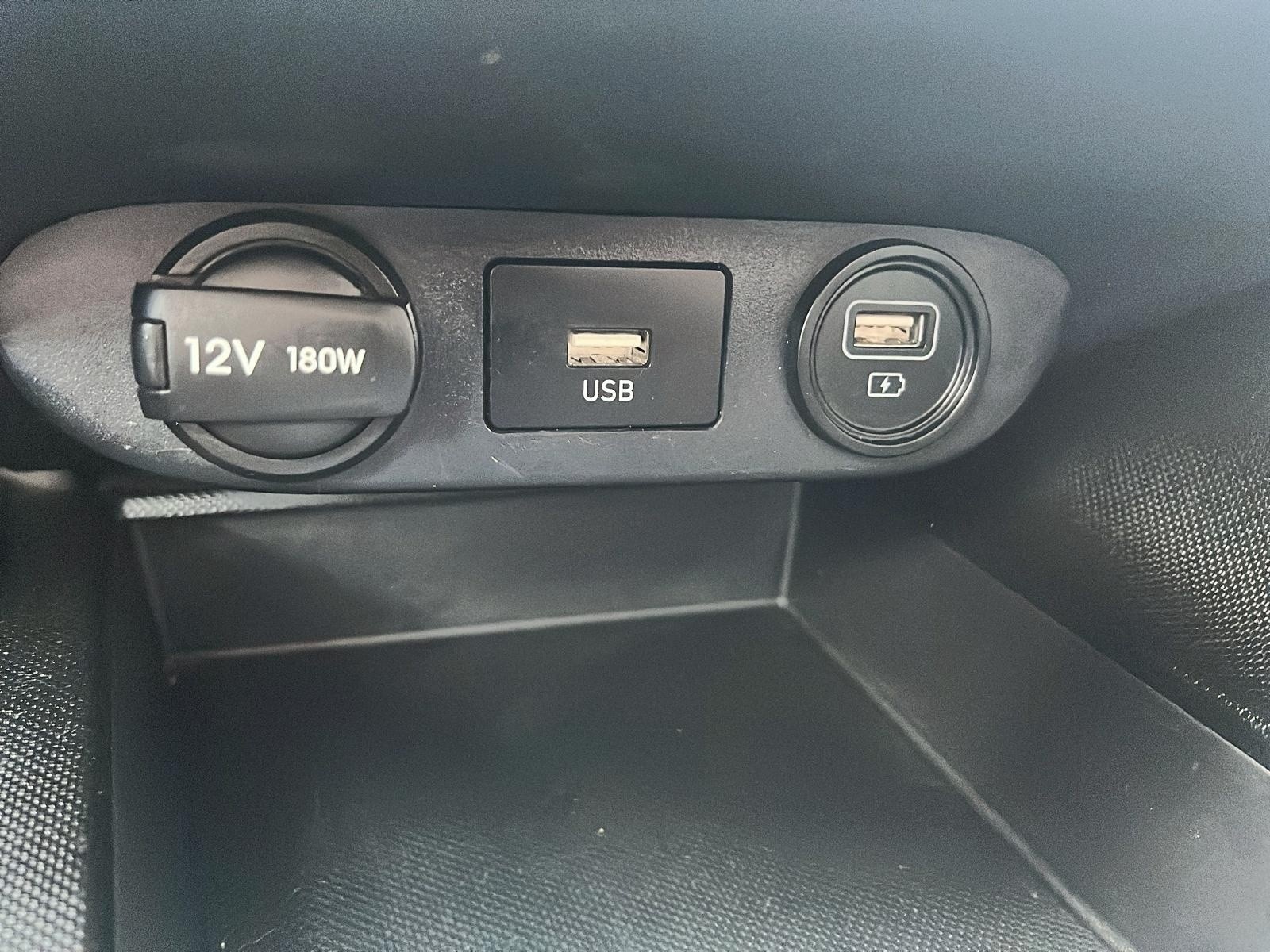 2023 Hyundai Elantra Preferred