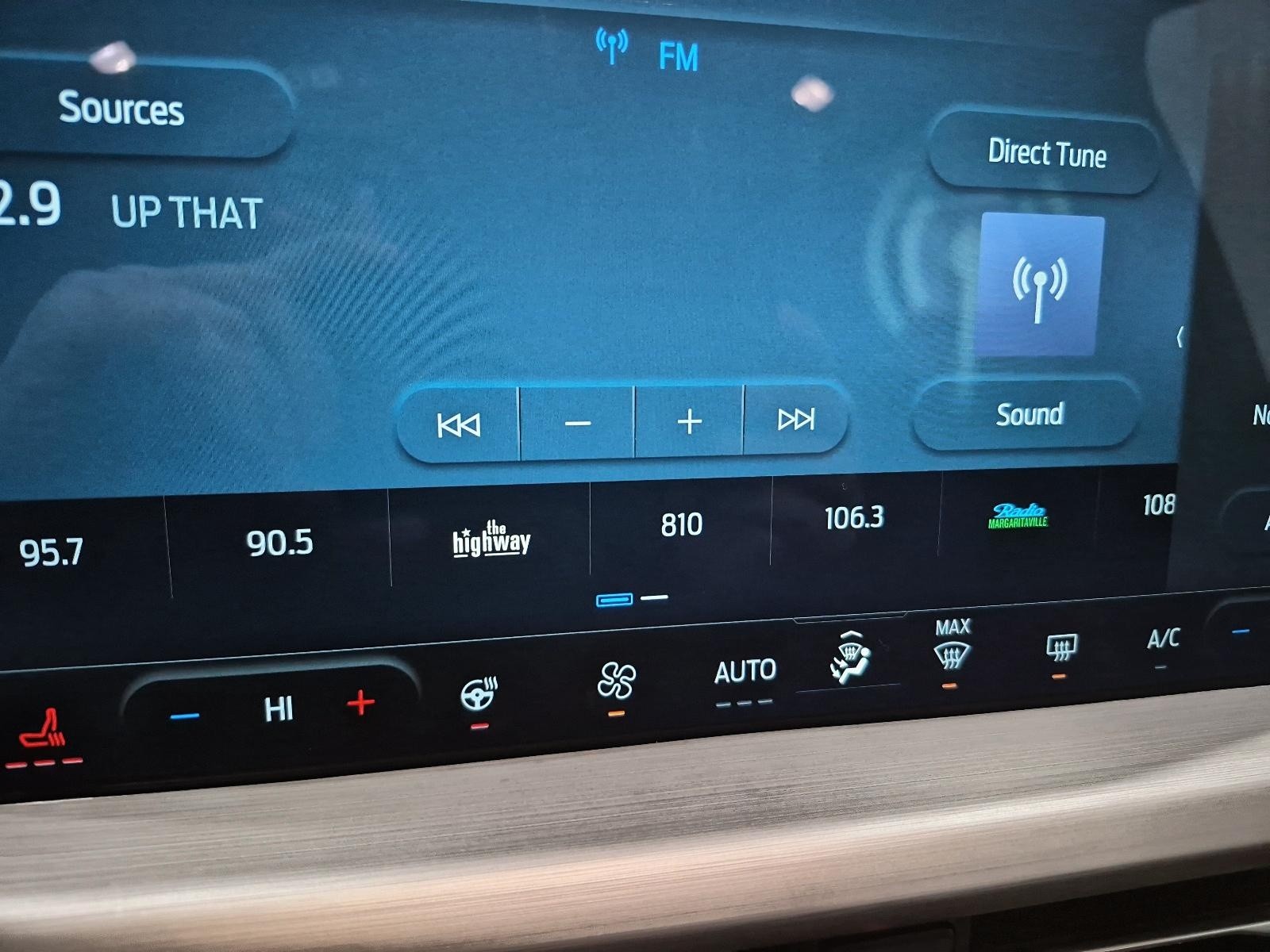 2025 Ford Escape Platinum