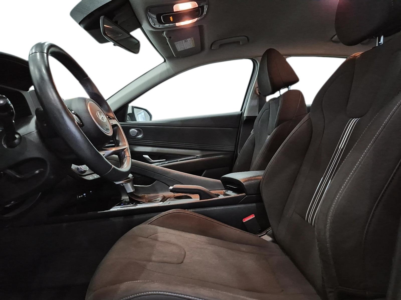 2024 Hyundai Elantra Preferred