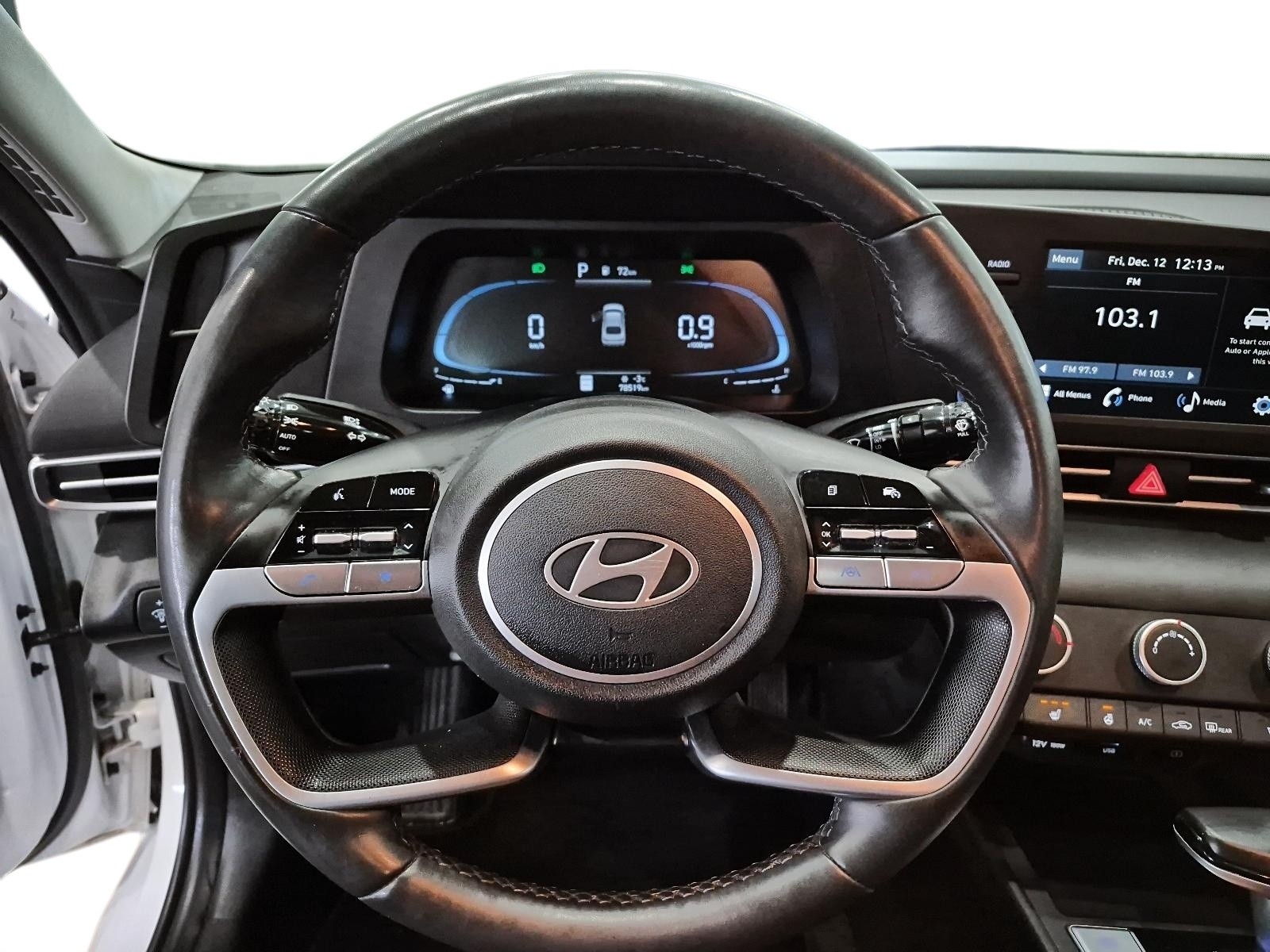 2024 Hyundai Elantra Preferred