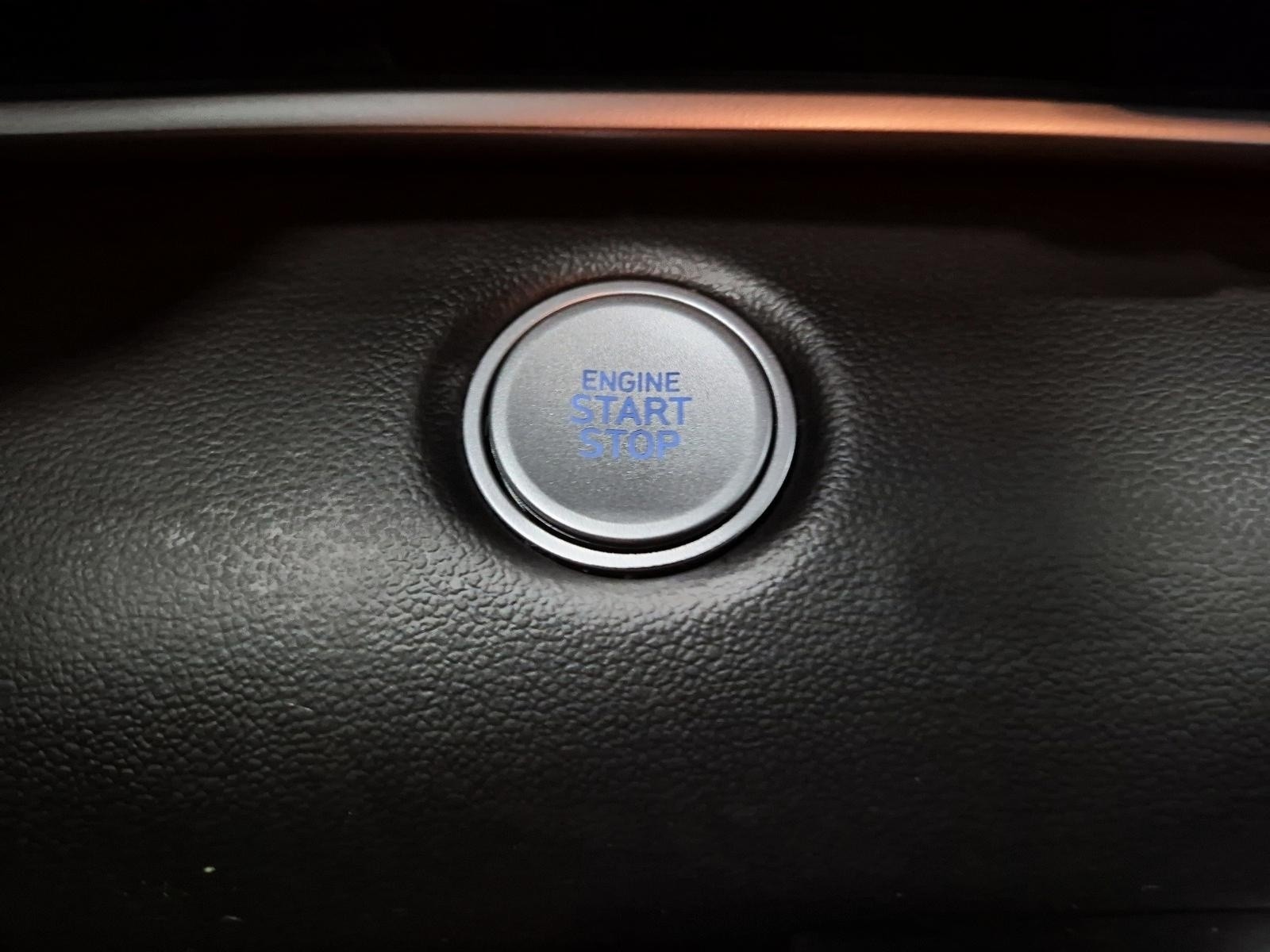 2024 Hyundai Elantra Preferred