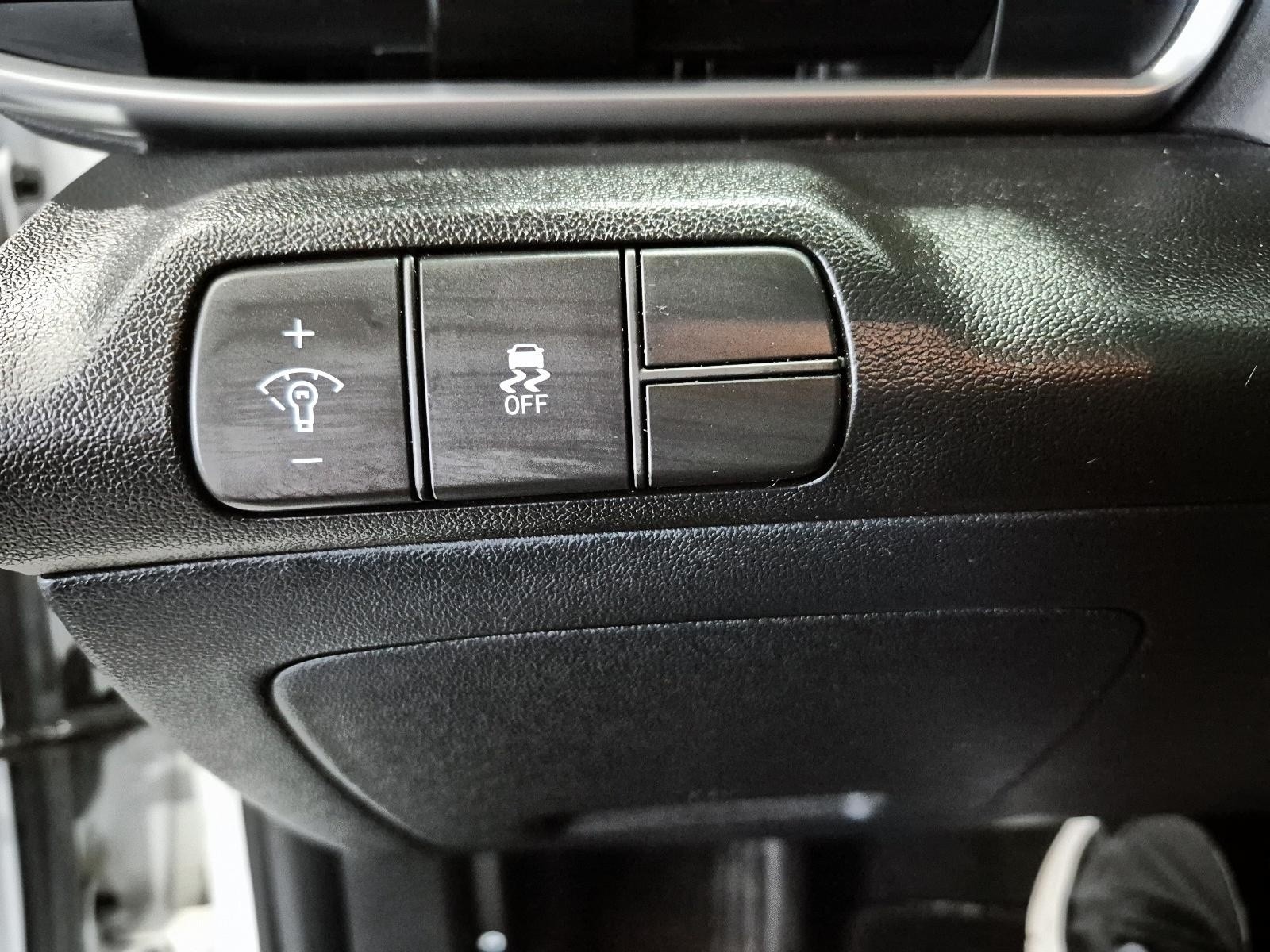 2024 Hyundai Elantra Preferred