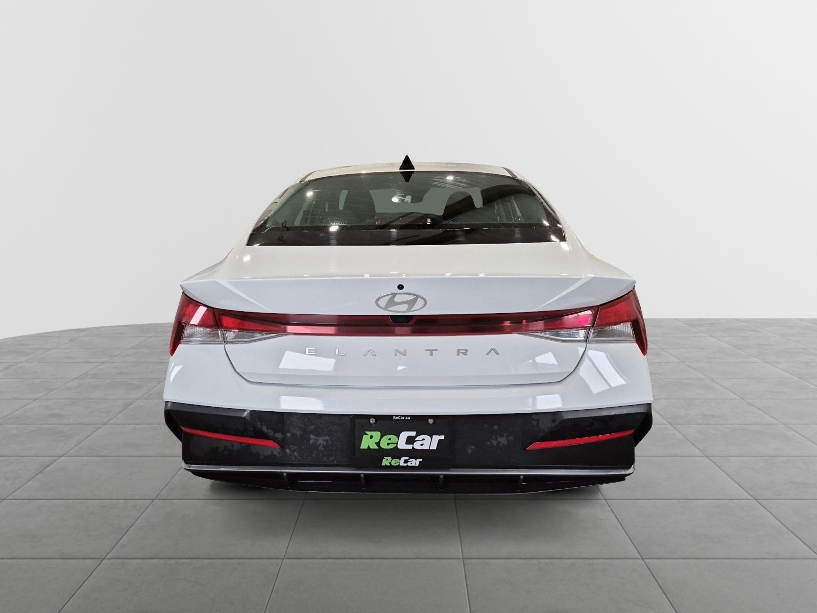 2024 Hyundai Elantra Preferred