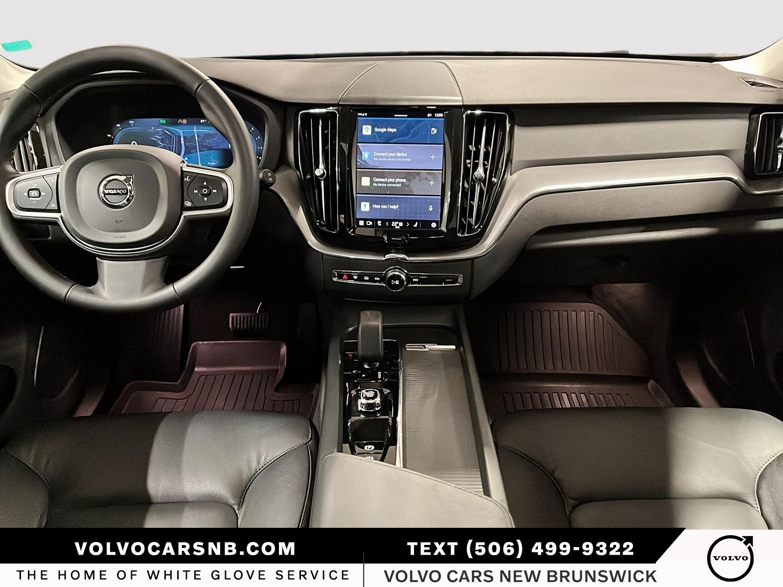 2025 Volvo XC60 B5 Core Dark Theme