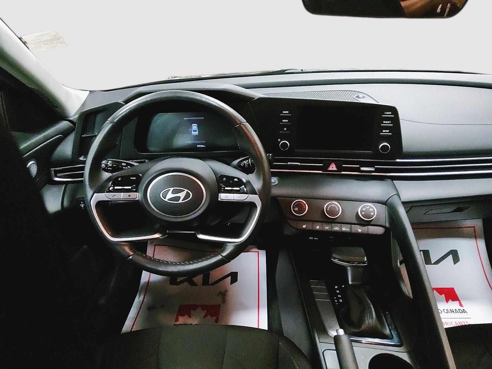 2024 Hyundai Elantra Preferred