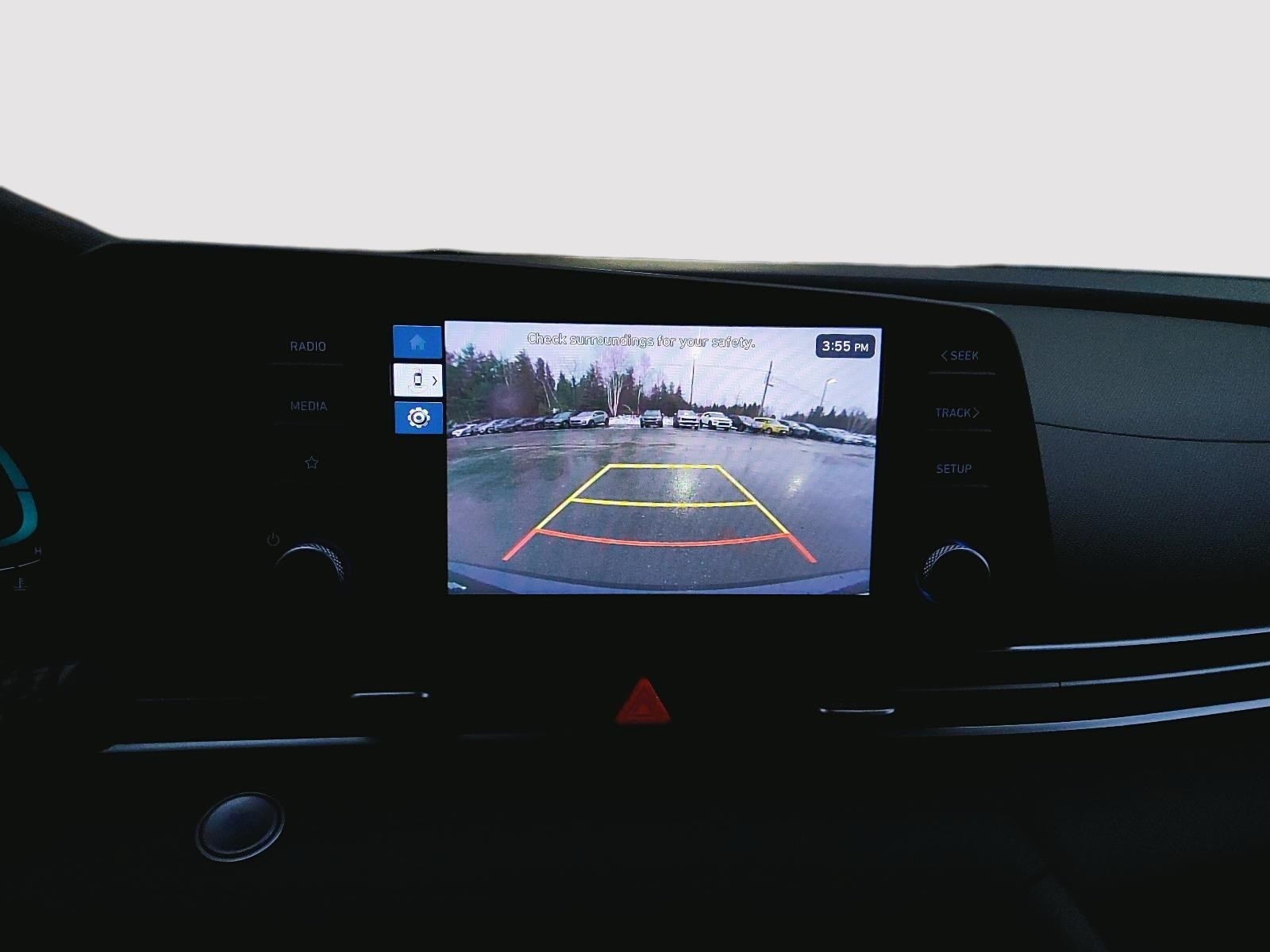 2024 Hyundai Elantra Preferred