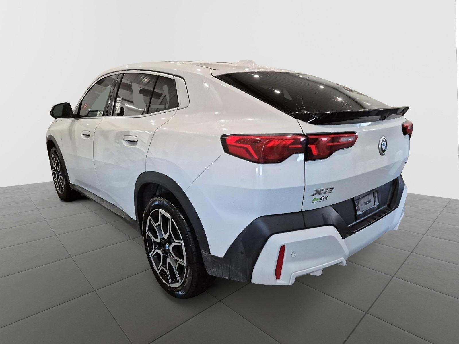 2025 BMW X2 xDrive28i