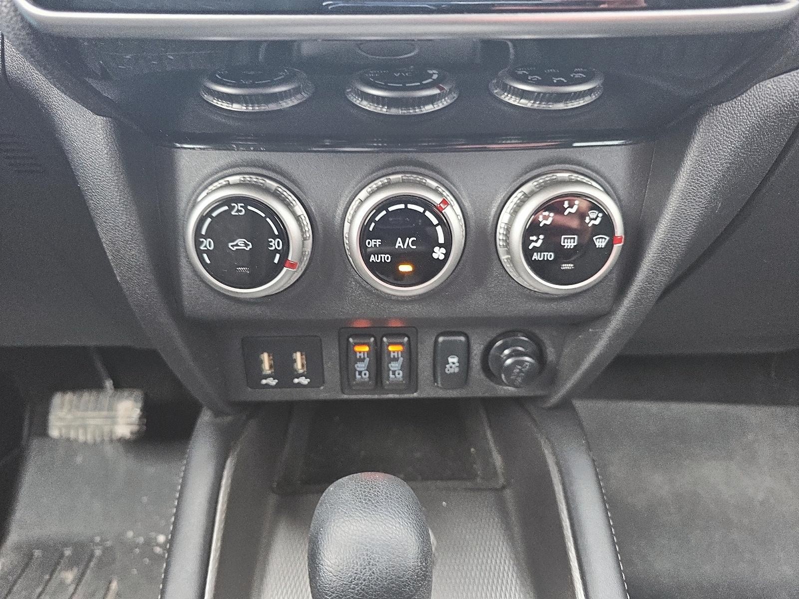 2023 Mitsubishi RVR ES