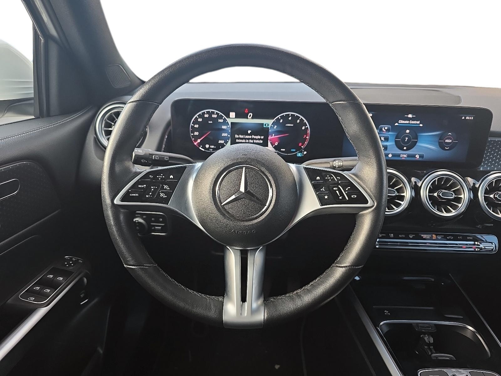 2024 Mercedes-Benz GLB 250 