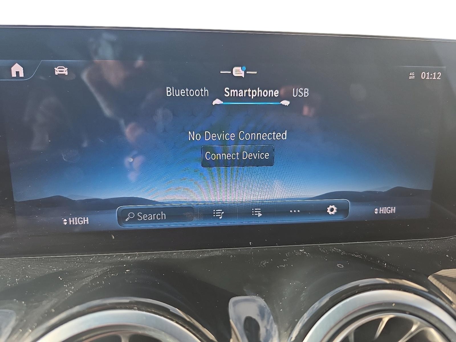 2024 Mercedes-Benz GLB 250 