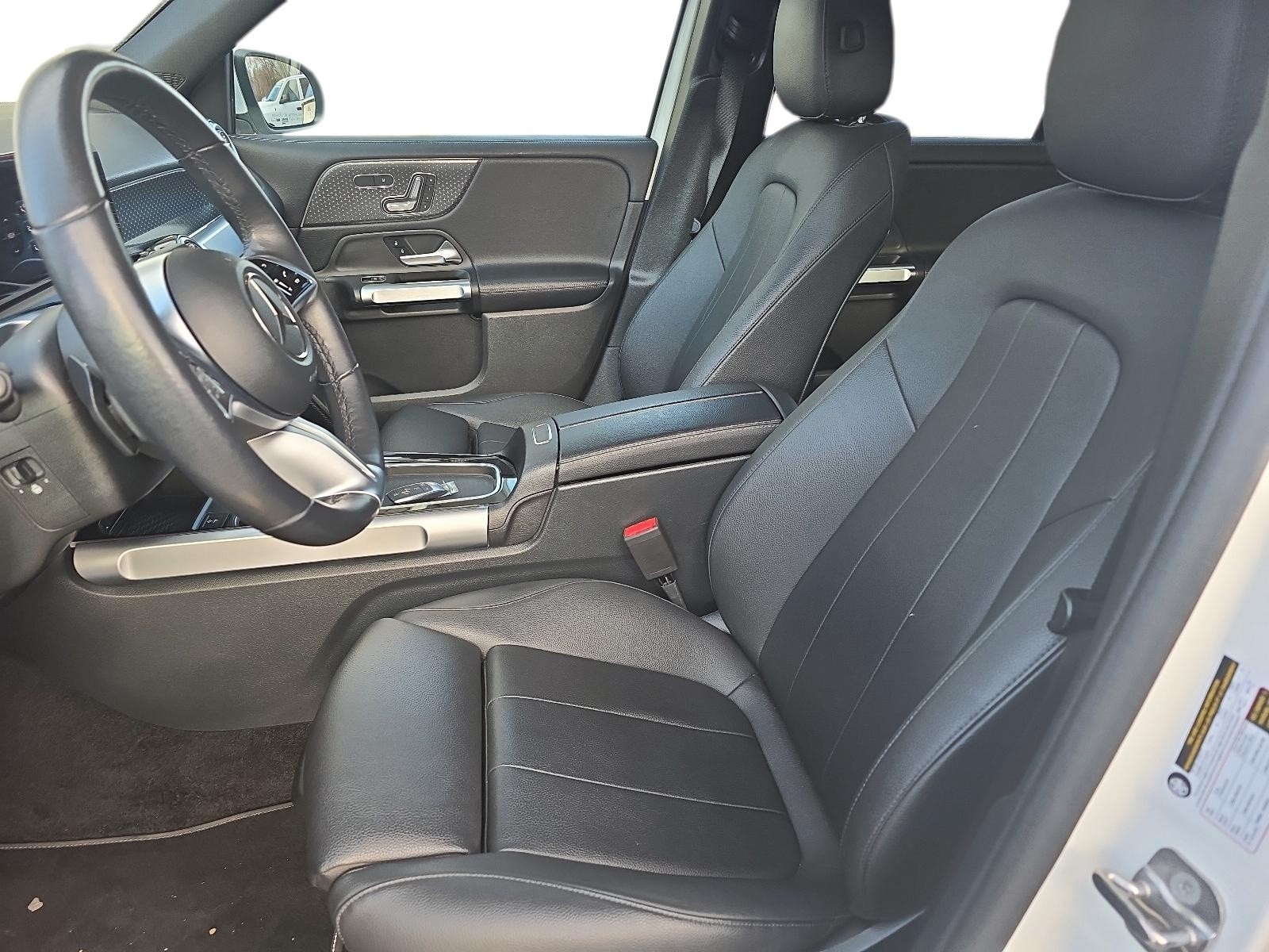 2024 Mercedes-Benz GLB 250 