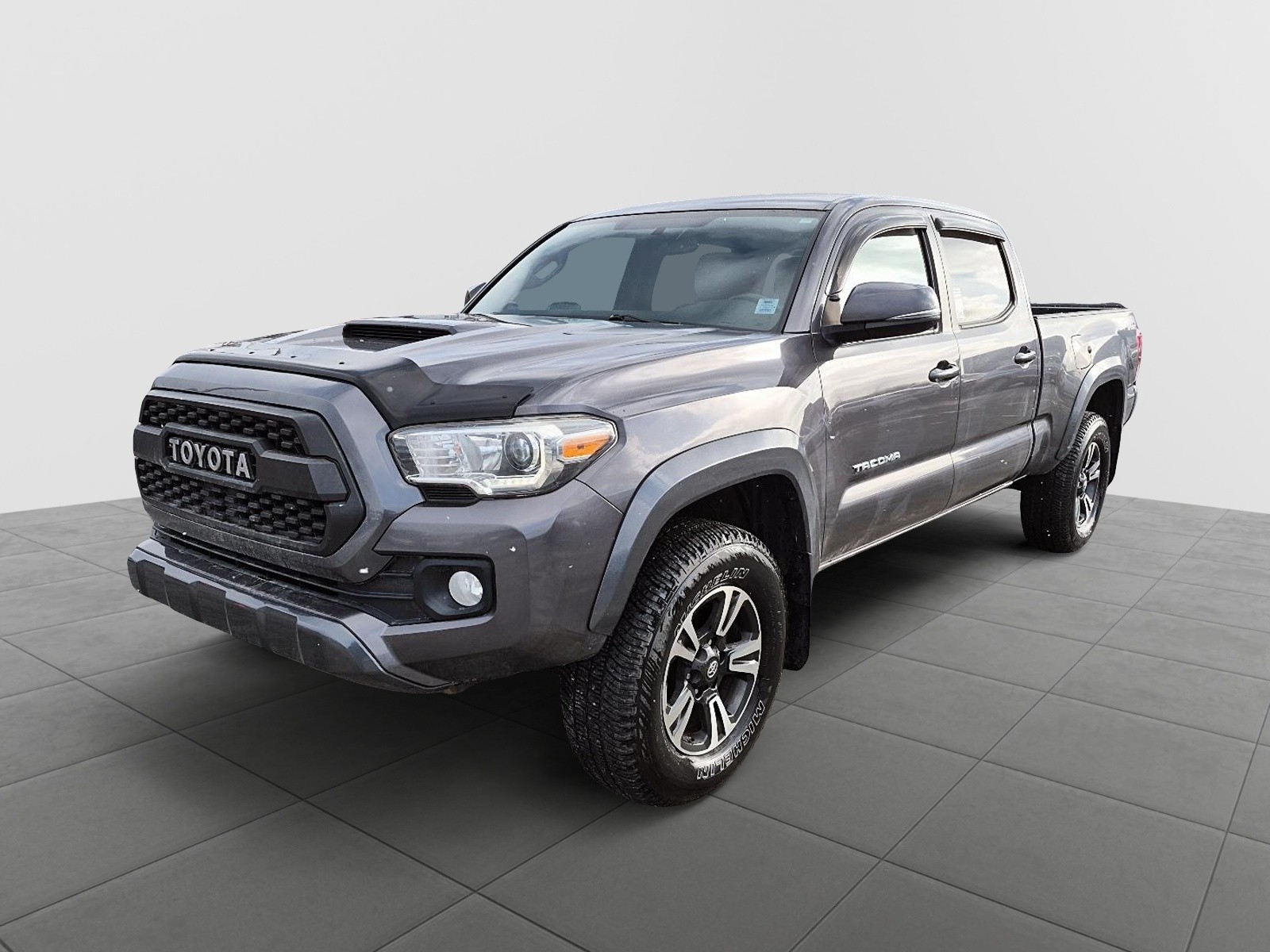 2017 Toyota Tacoma  TRD Sport