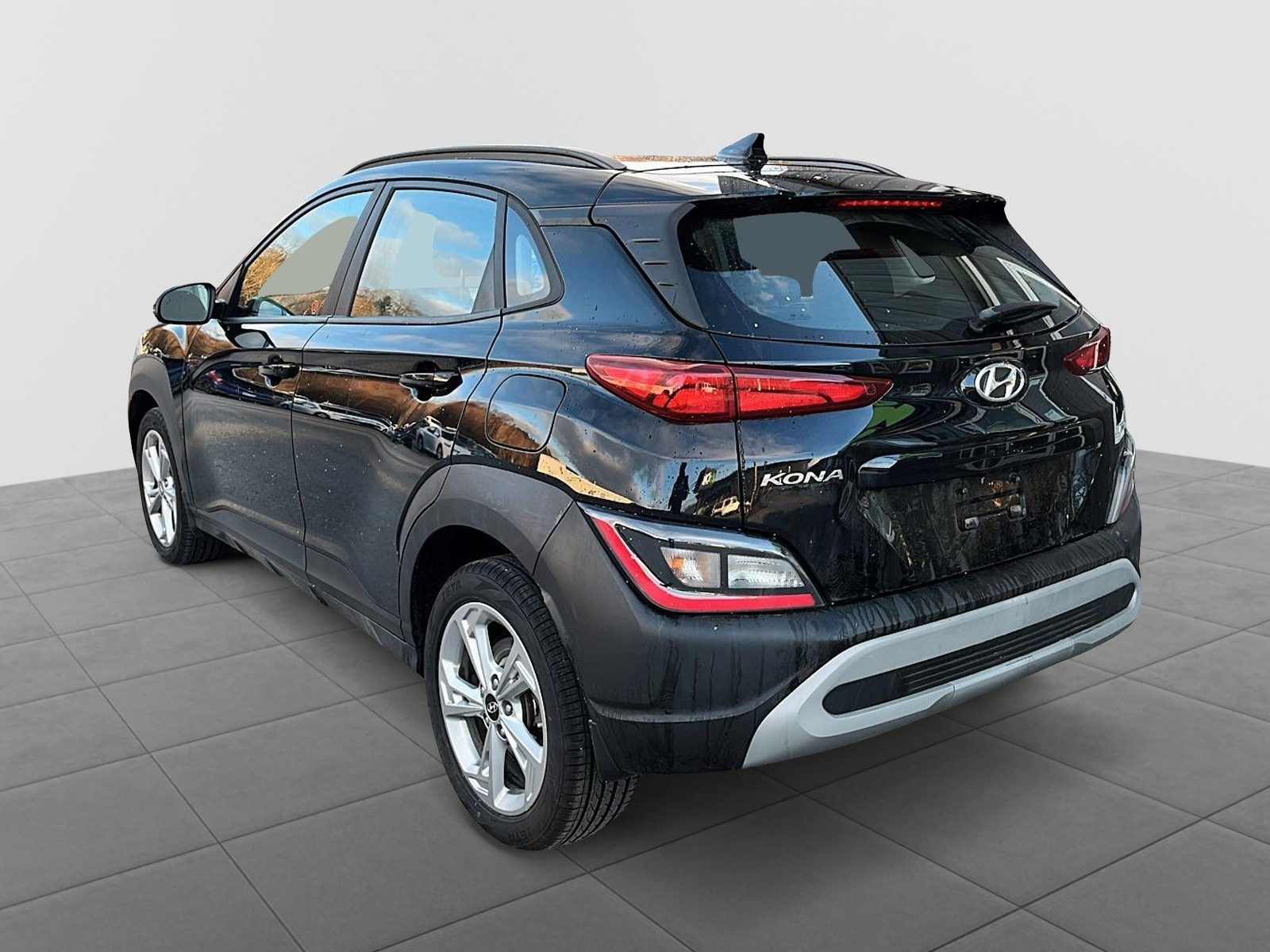 2022 Hyundai Kona 2.0L Preferred Sun & Leather Package