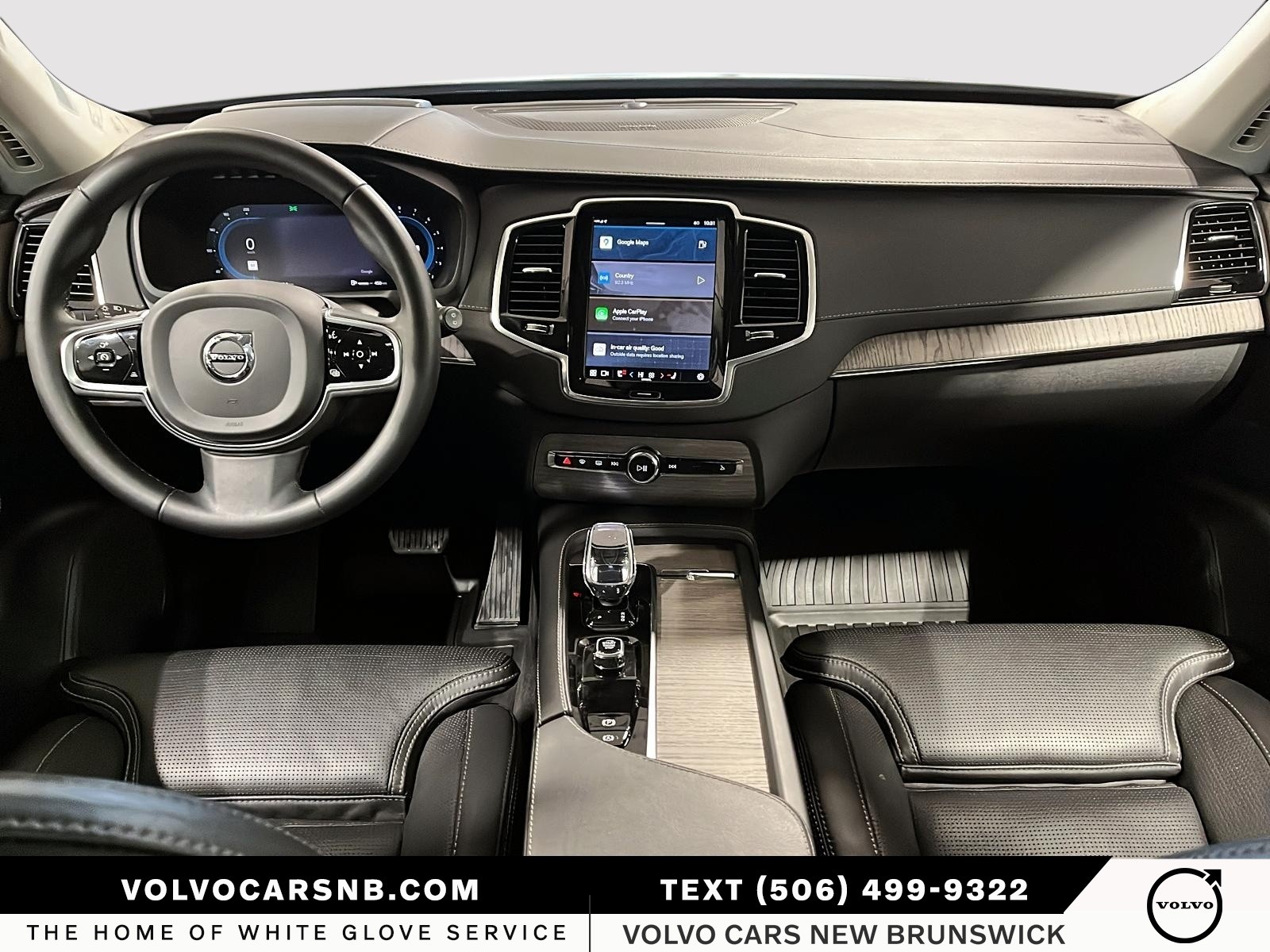 2023 Volvo XC90 B6 Ultimate Dark Theme