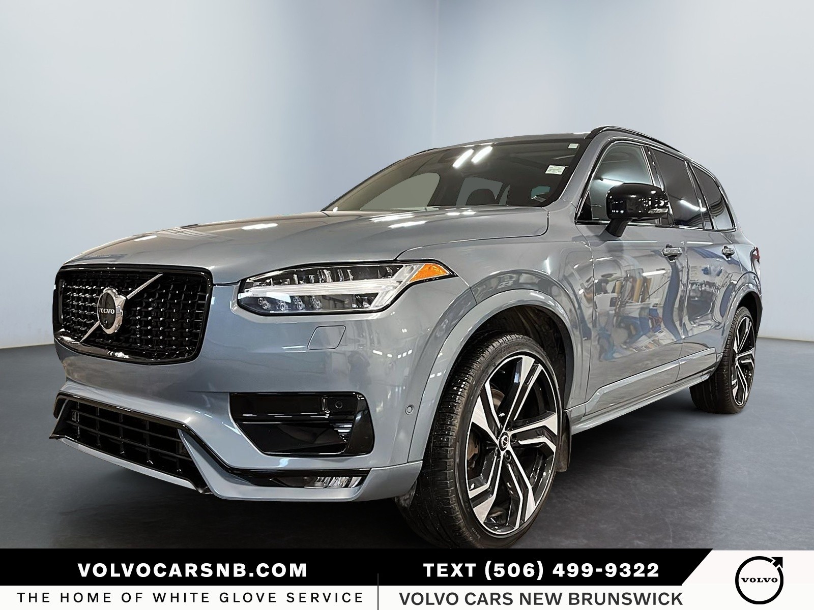 2023 Volvo XC90  B6 Ultimate Dark Theme