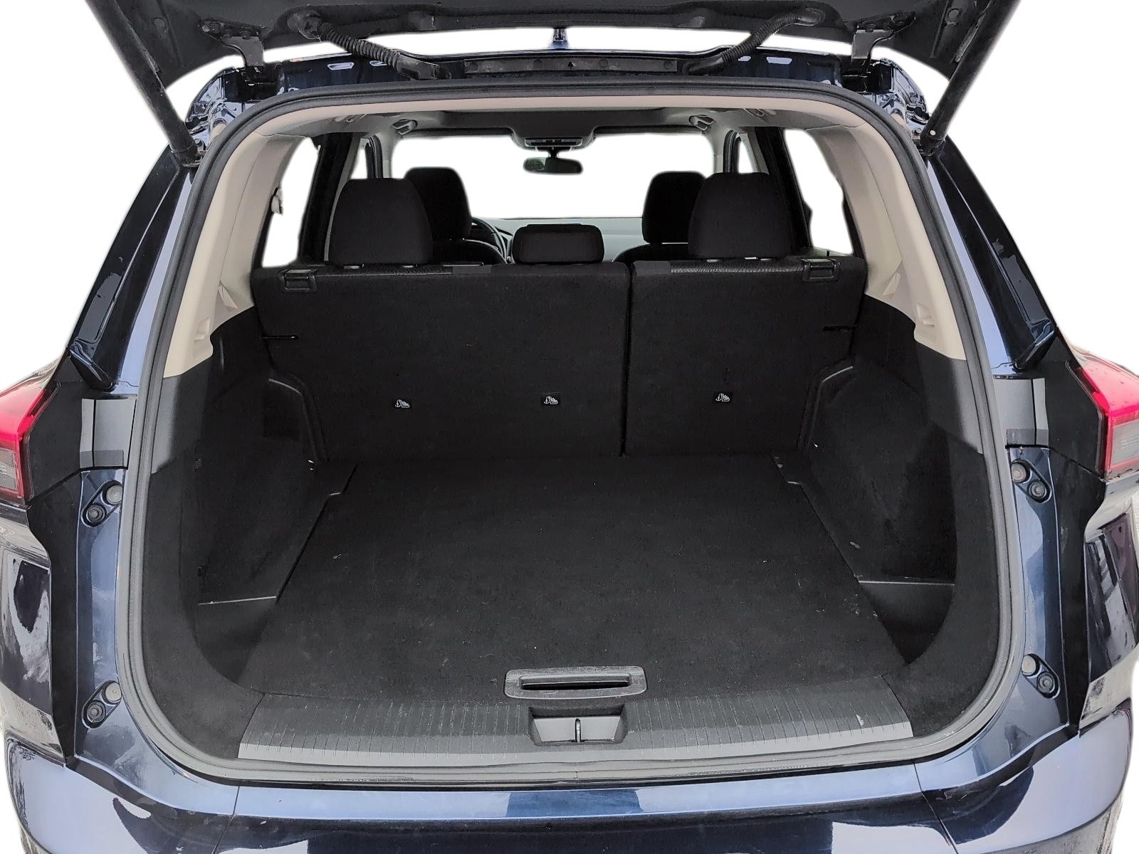 2024 Nissan Rogue SV Moonroof