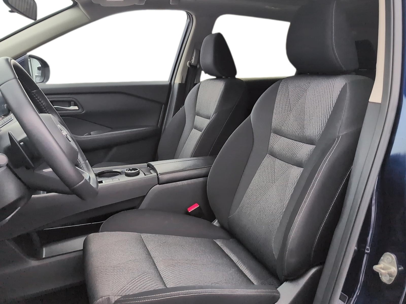 2024 Nissan Rogue SV Moonroof