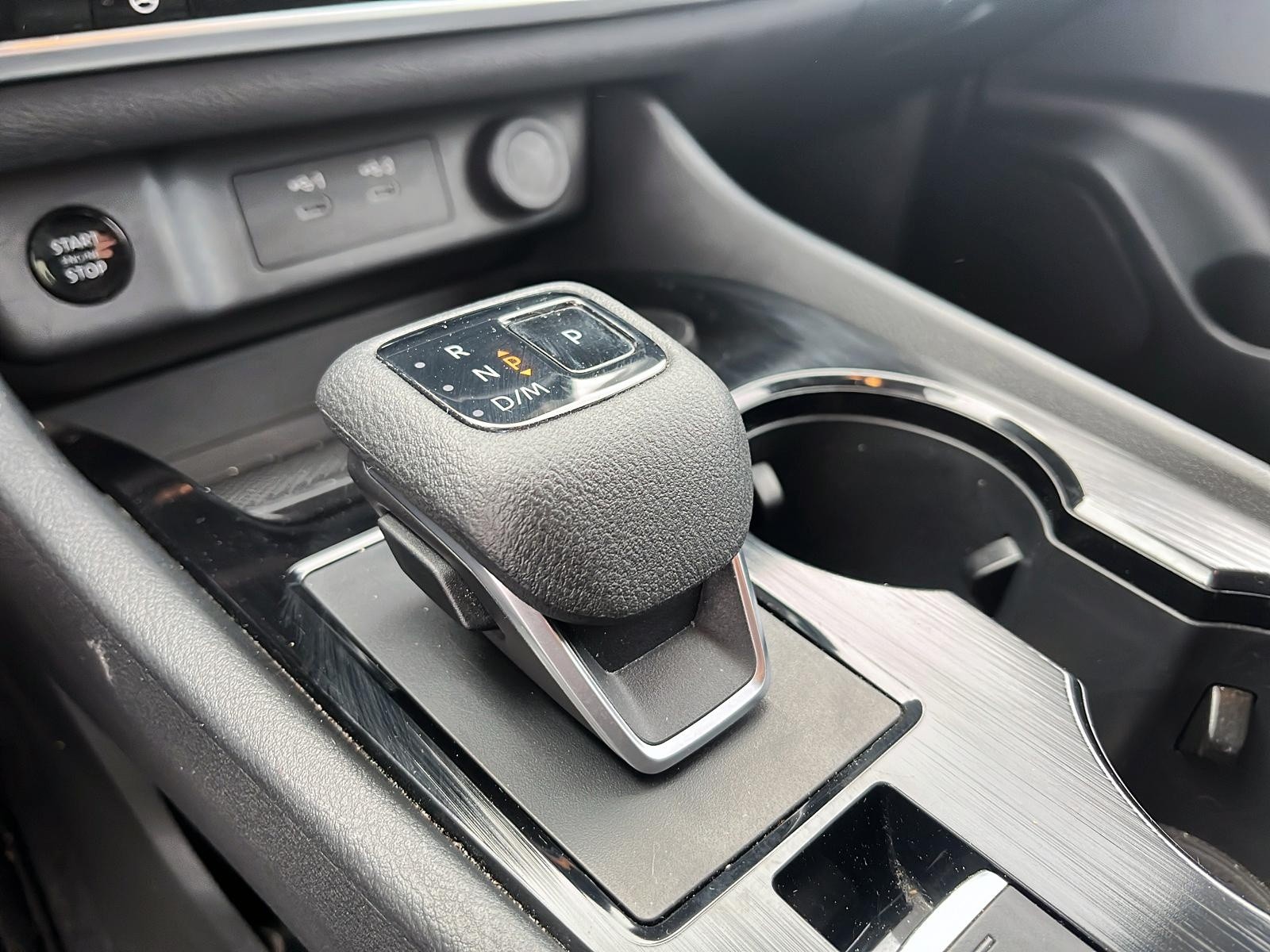 2024 Nissan Rogue SV Moonroof