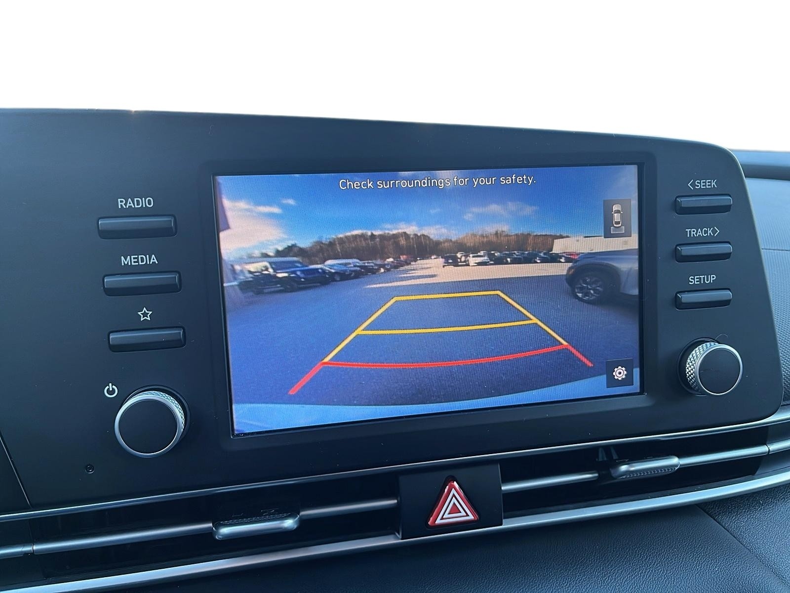 2023 Hyundai Elantra Preferred