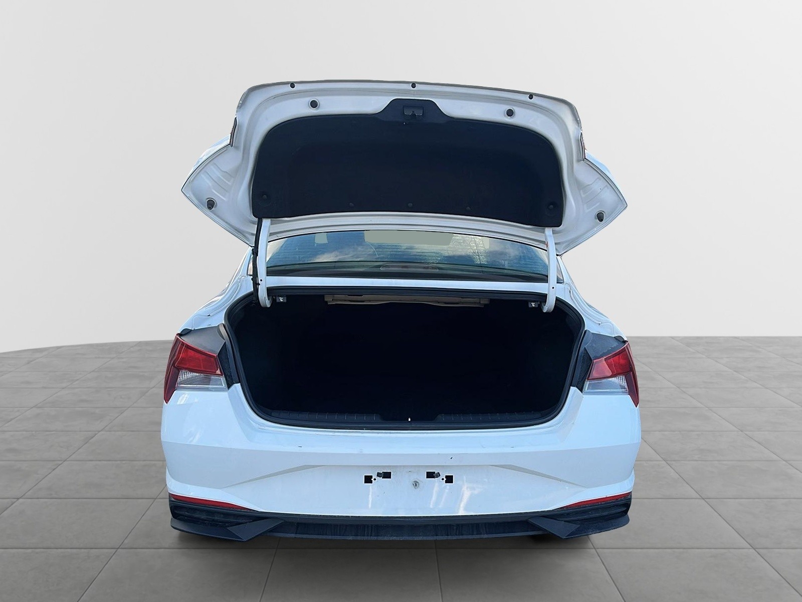 2023 Hyundai Elantra Preferred