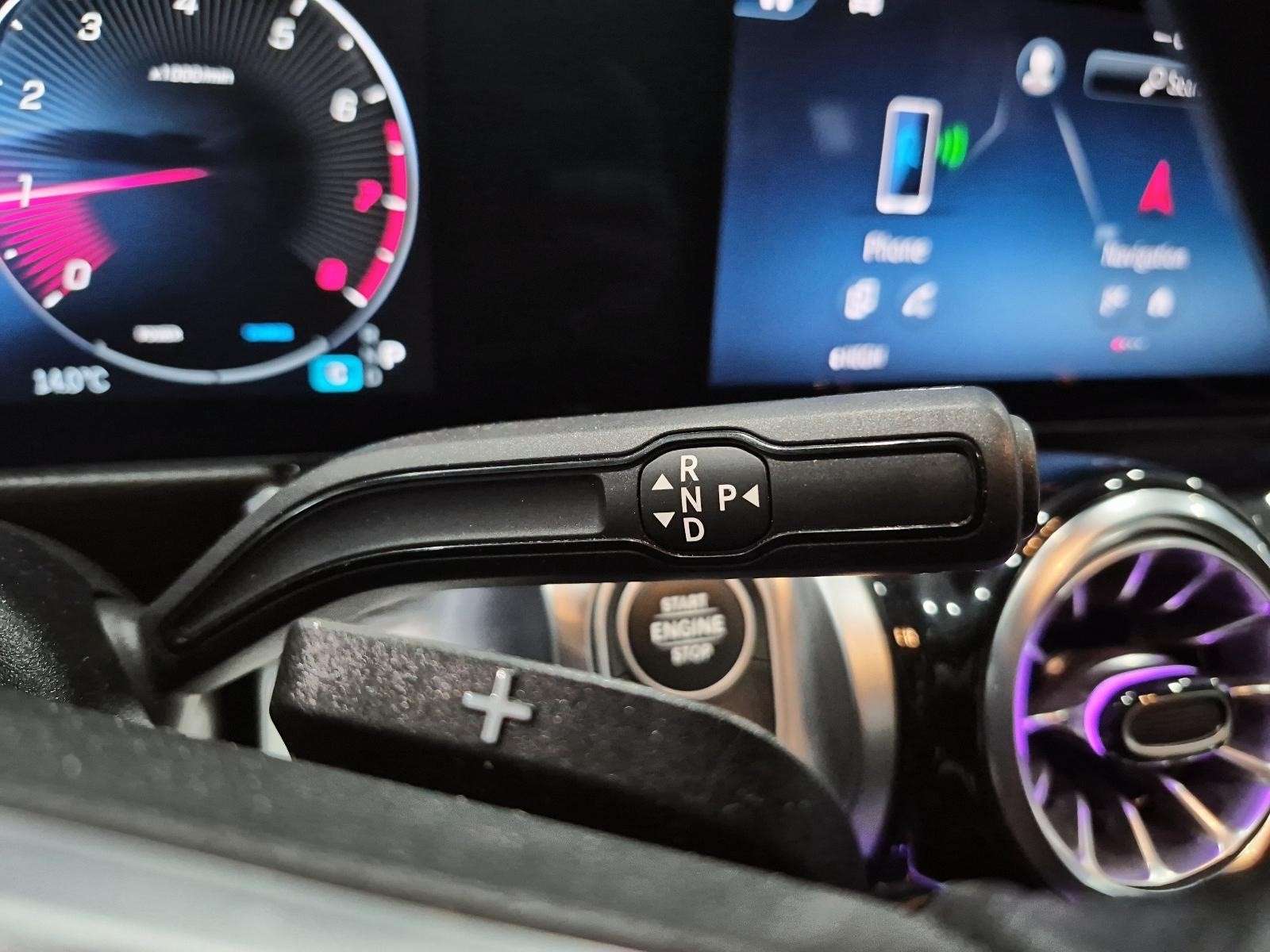 2024 Mercedes-Benz GLB 250 