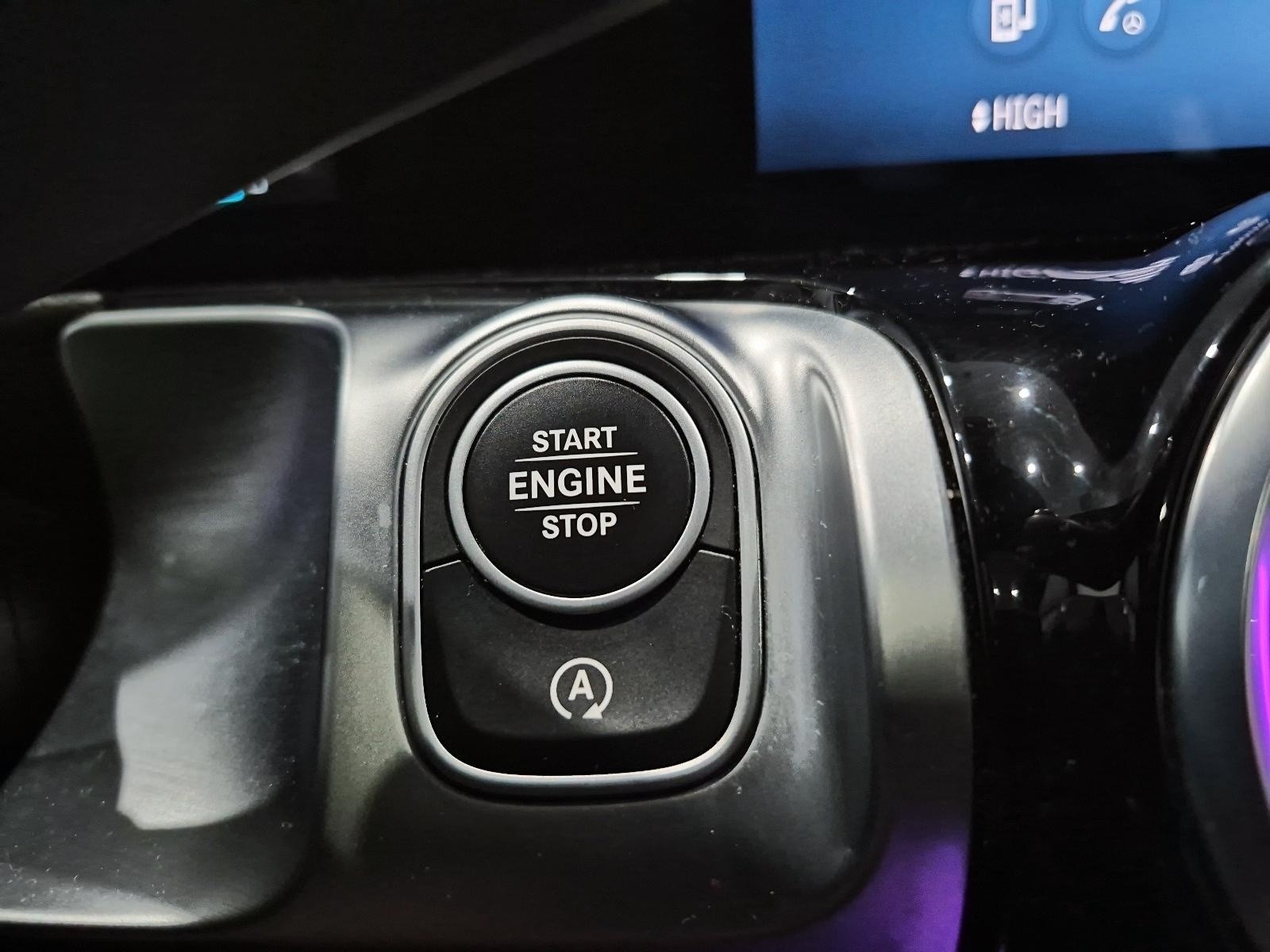 2024 Mercedes-Benz GLB 250 