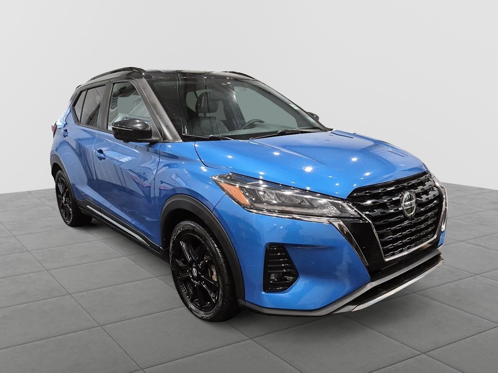 2021 Nissan Kicks SR