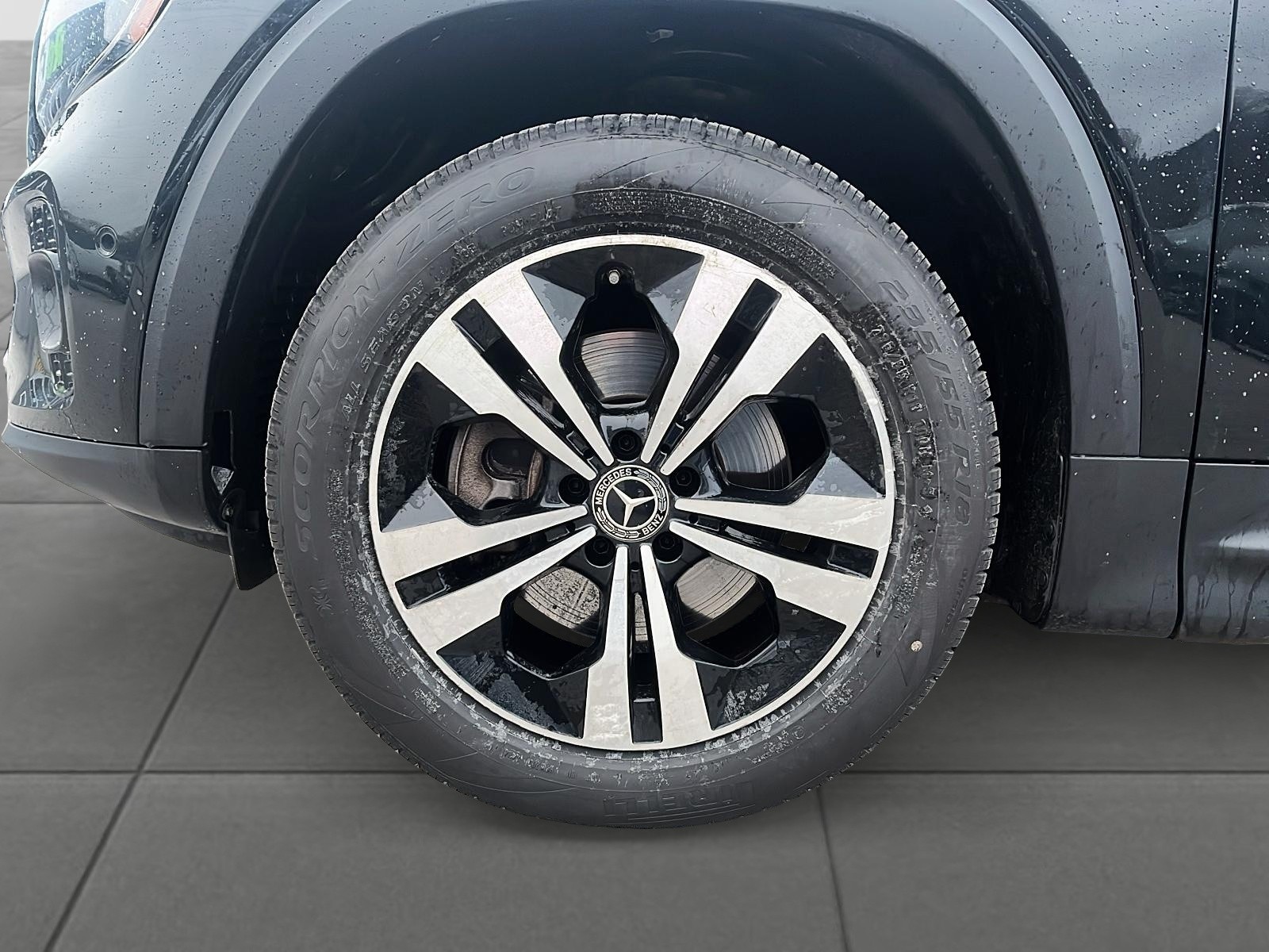 2024 Mercedes-Benz GLB 250 