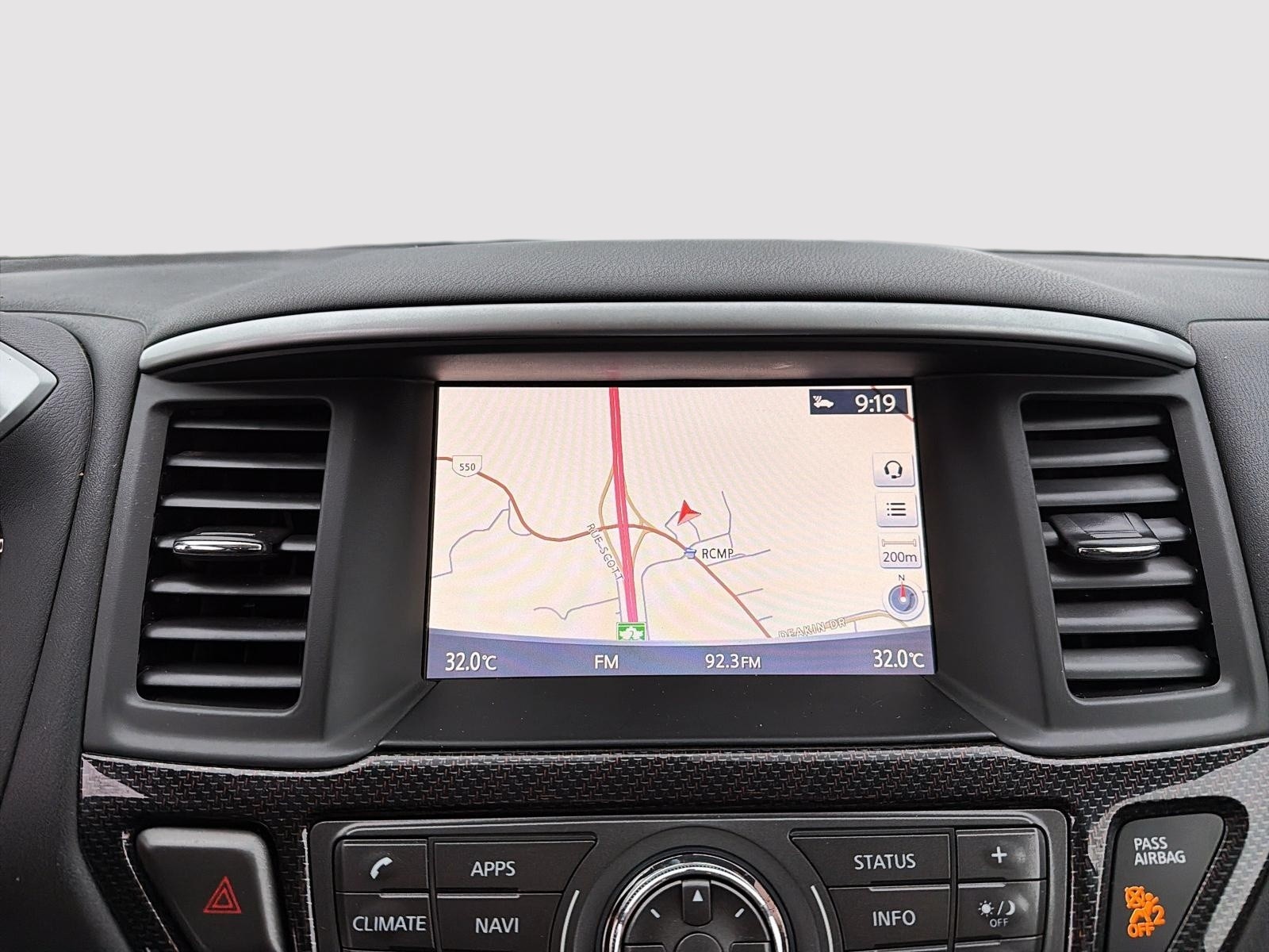 2020 Nissan Pathfinder SV Tech