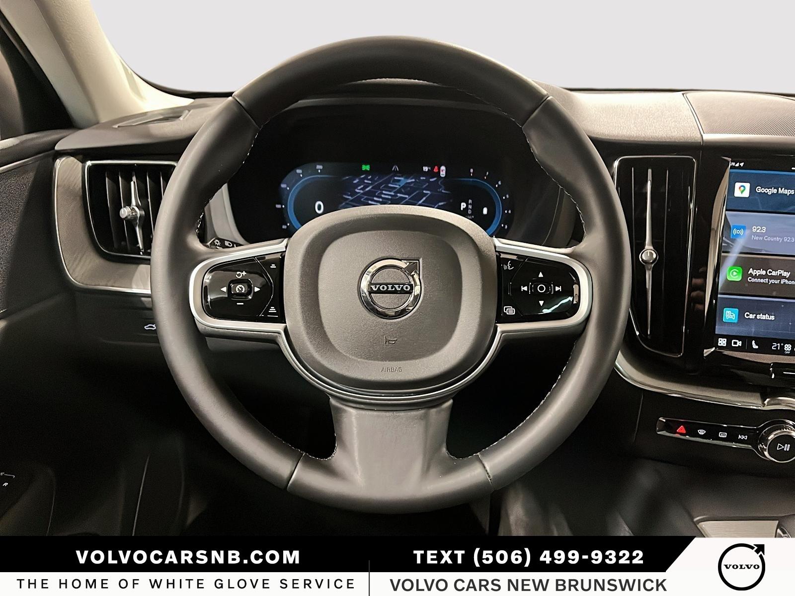 2025 Volvo XC60 B5 Plus Dark Theme