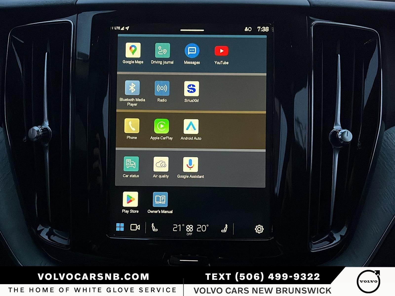 2025 Volvo XC60 B5 Plus Dark Theme