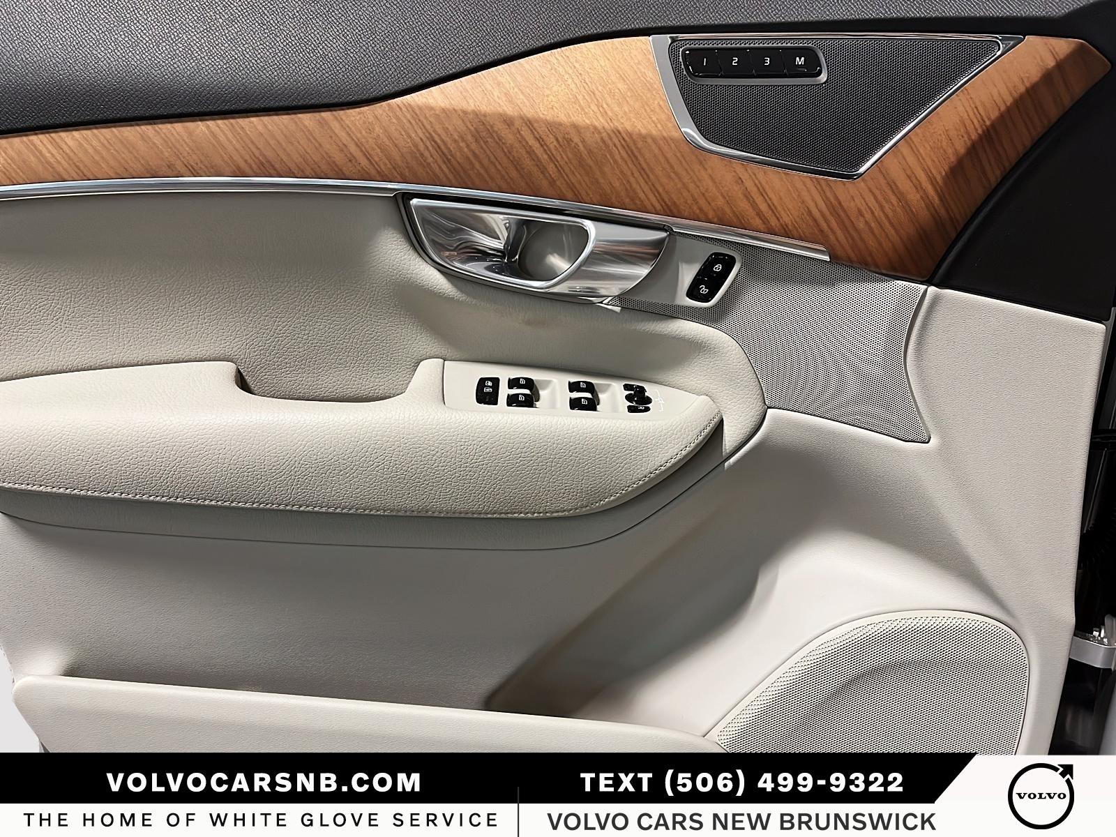 2022 Volvo XC90 Recharge Plug-In Hybrid T8 Inscription Expression Extended Range