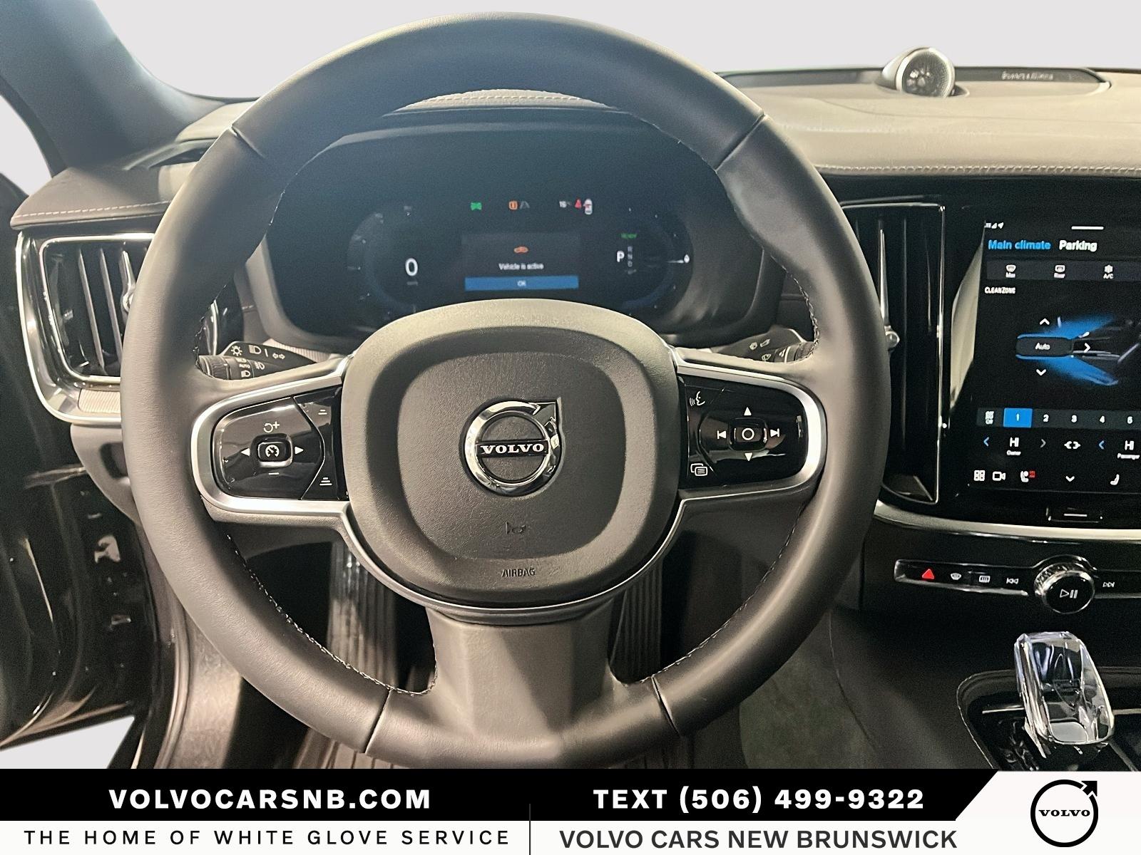 2025 Volvo S60 Plug-In Hybrid T8 Ultra Black Edition