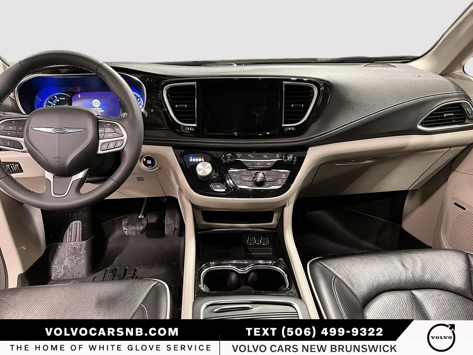 2022 Chrysler Pacifica Hybrid Limited