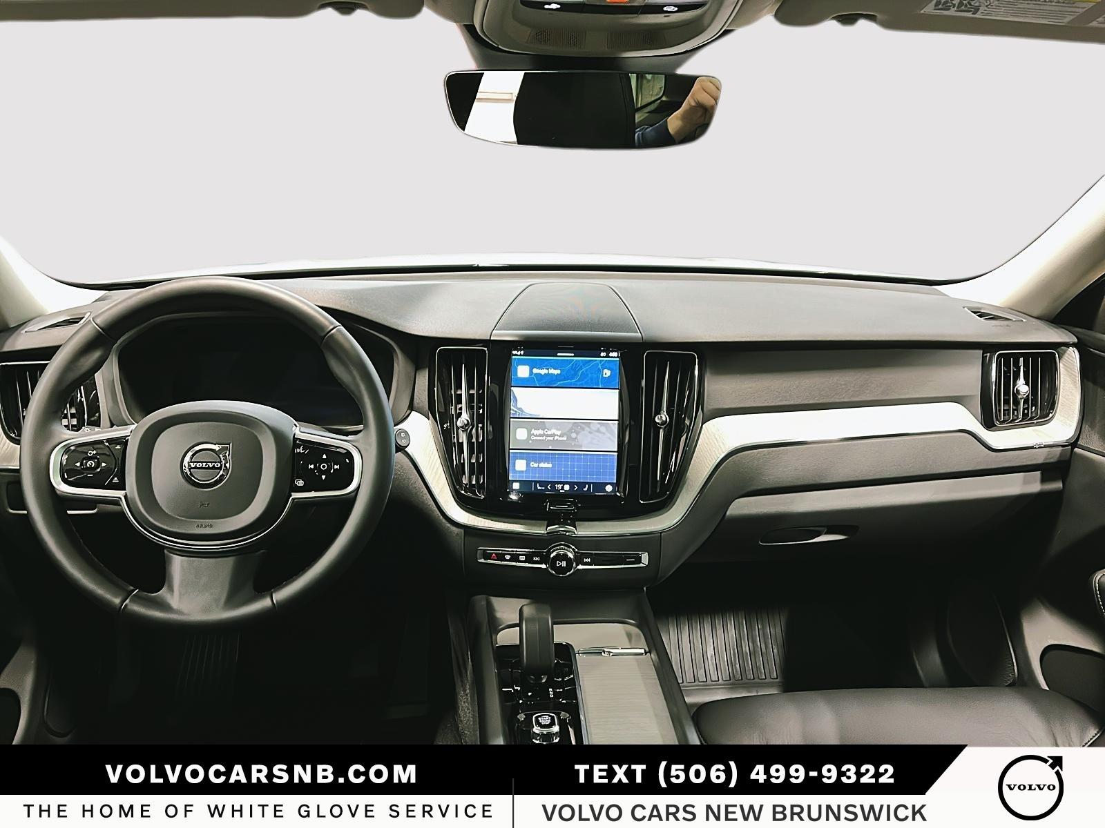 2025 Volvo XC60 B5 Plus Dark Theme