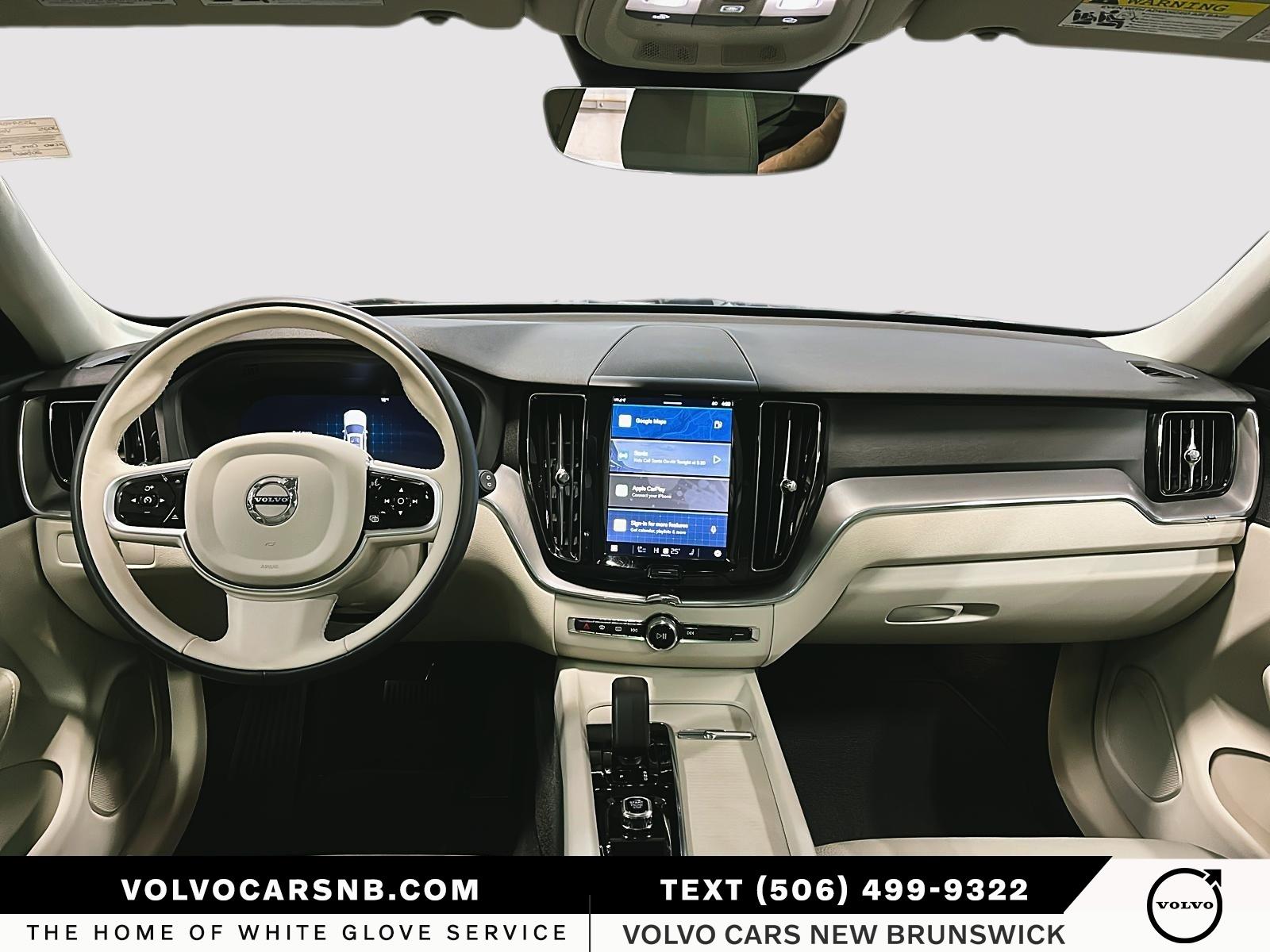 2025 Volvo XC60 B5 Core Dark Theme