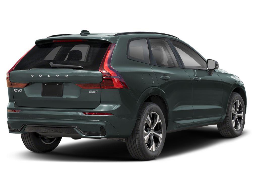 2026 Volvo XC60 B5 Ultra Dark Theme